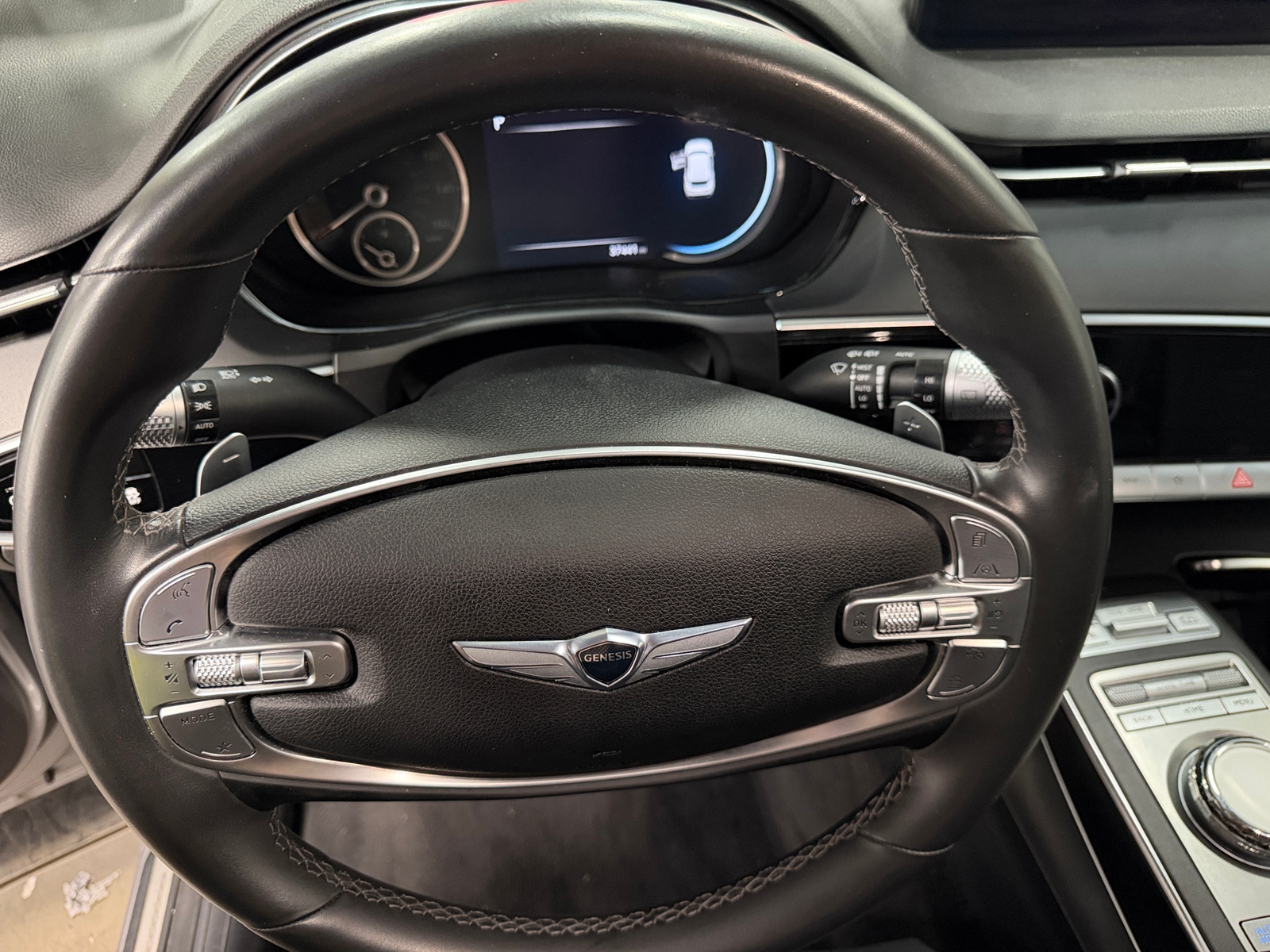 Thumbnail: 2025 Genesis GV70 - 4
