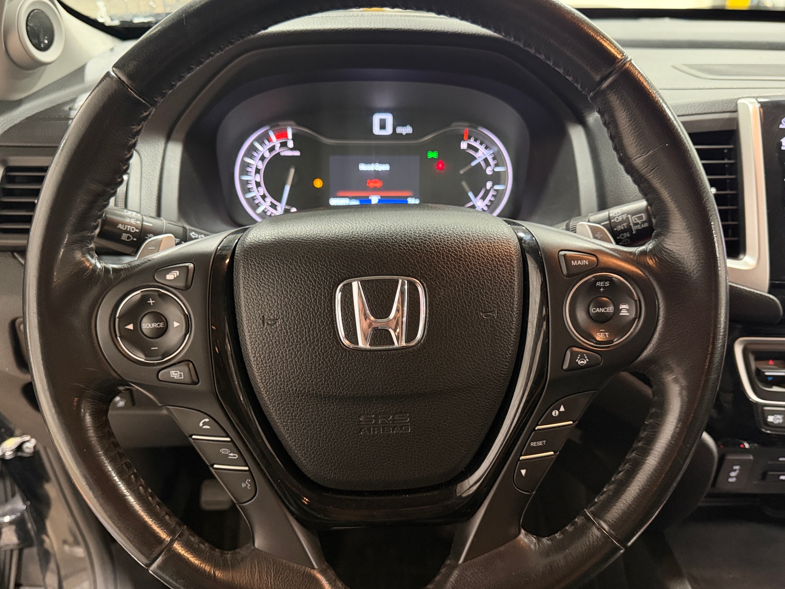 Thumbnail: 2018 Honda Pilot - 4