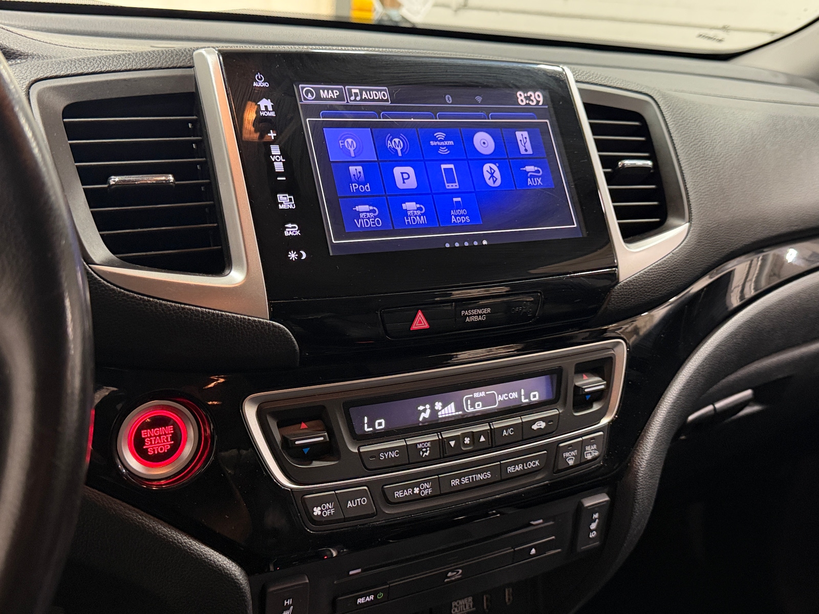 Thumbnail: 2018 Honda Pilot - 3