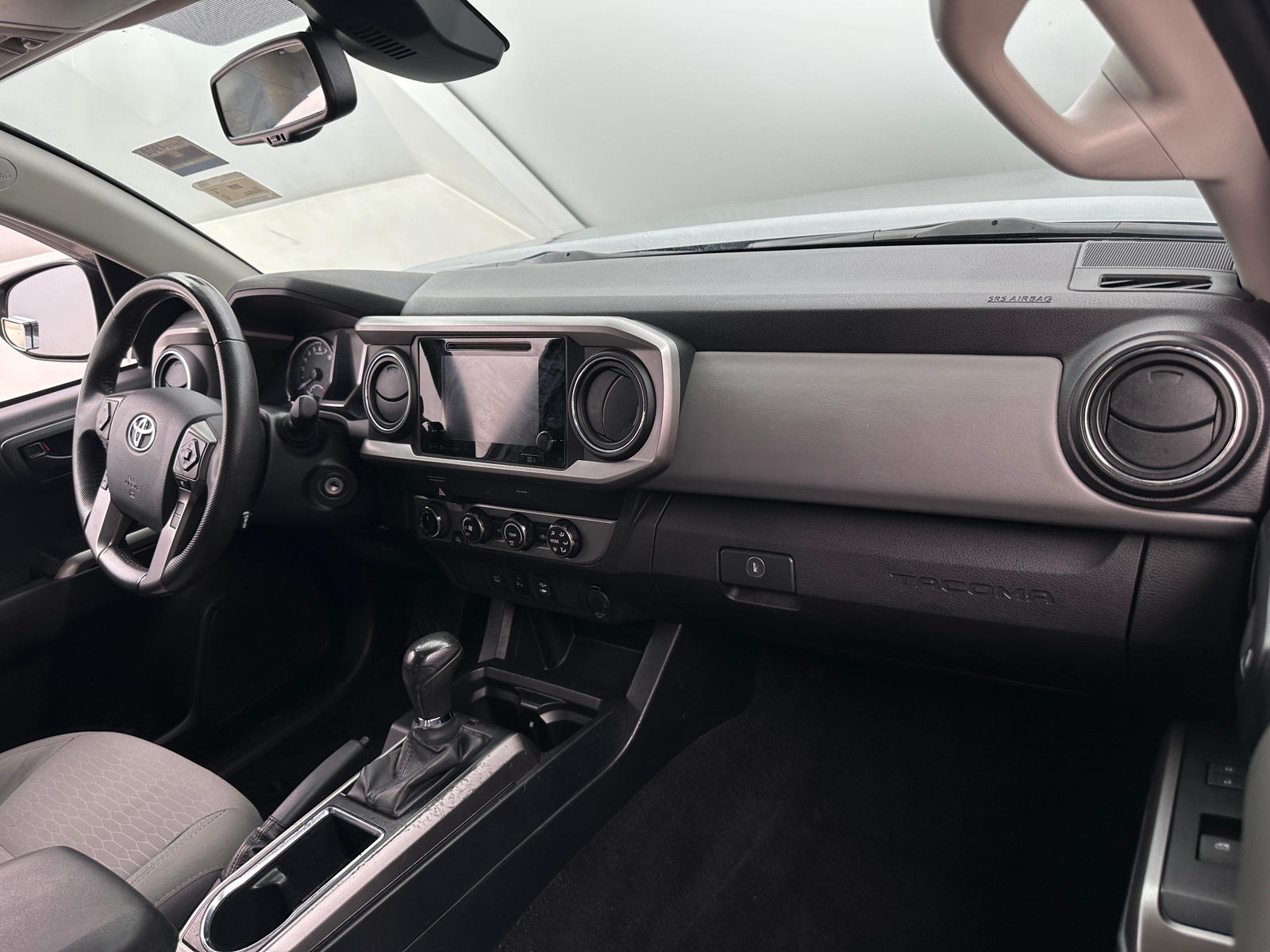 Thumbnail: 2019 Toyota Tacoma - 3