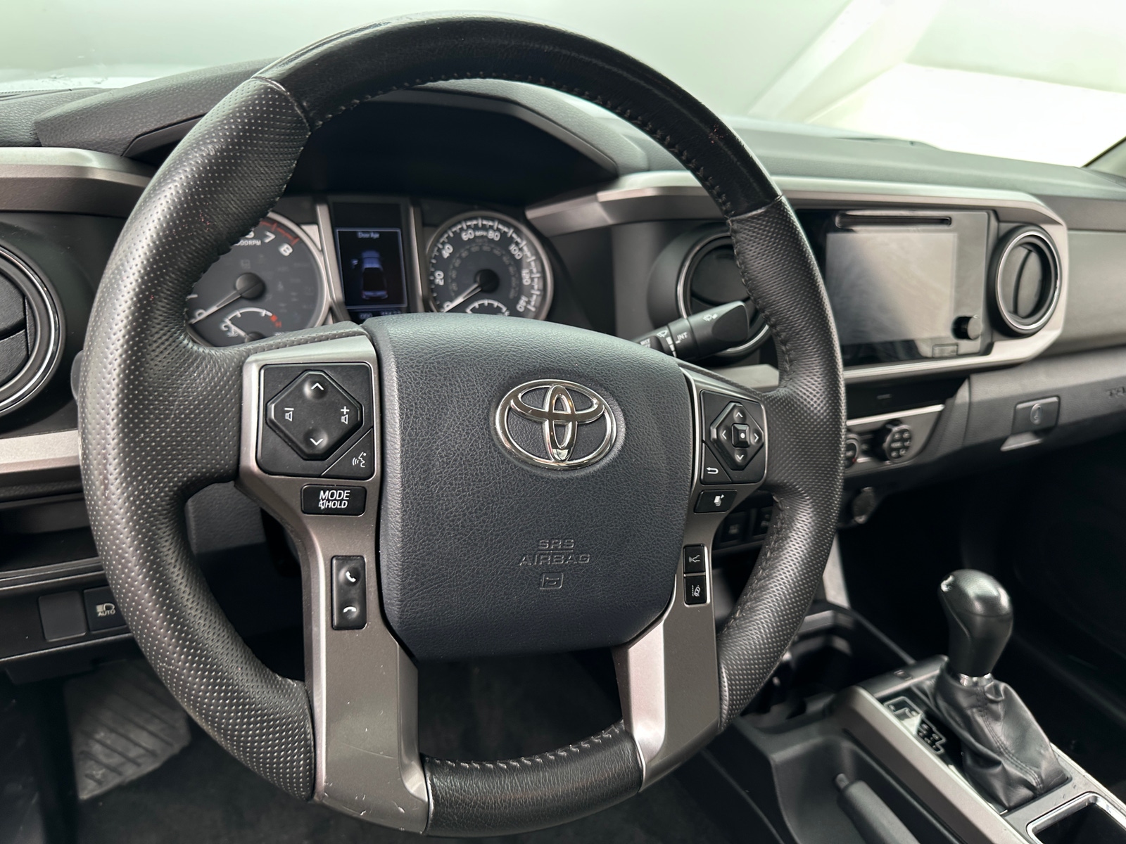 Thumbnail: 2019 Toyota Tacoma - 5
