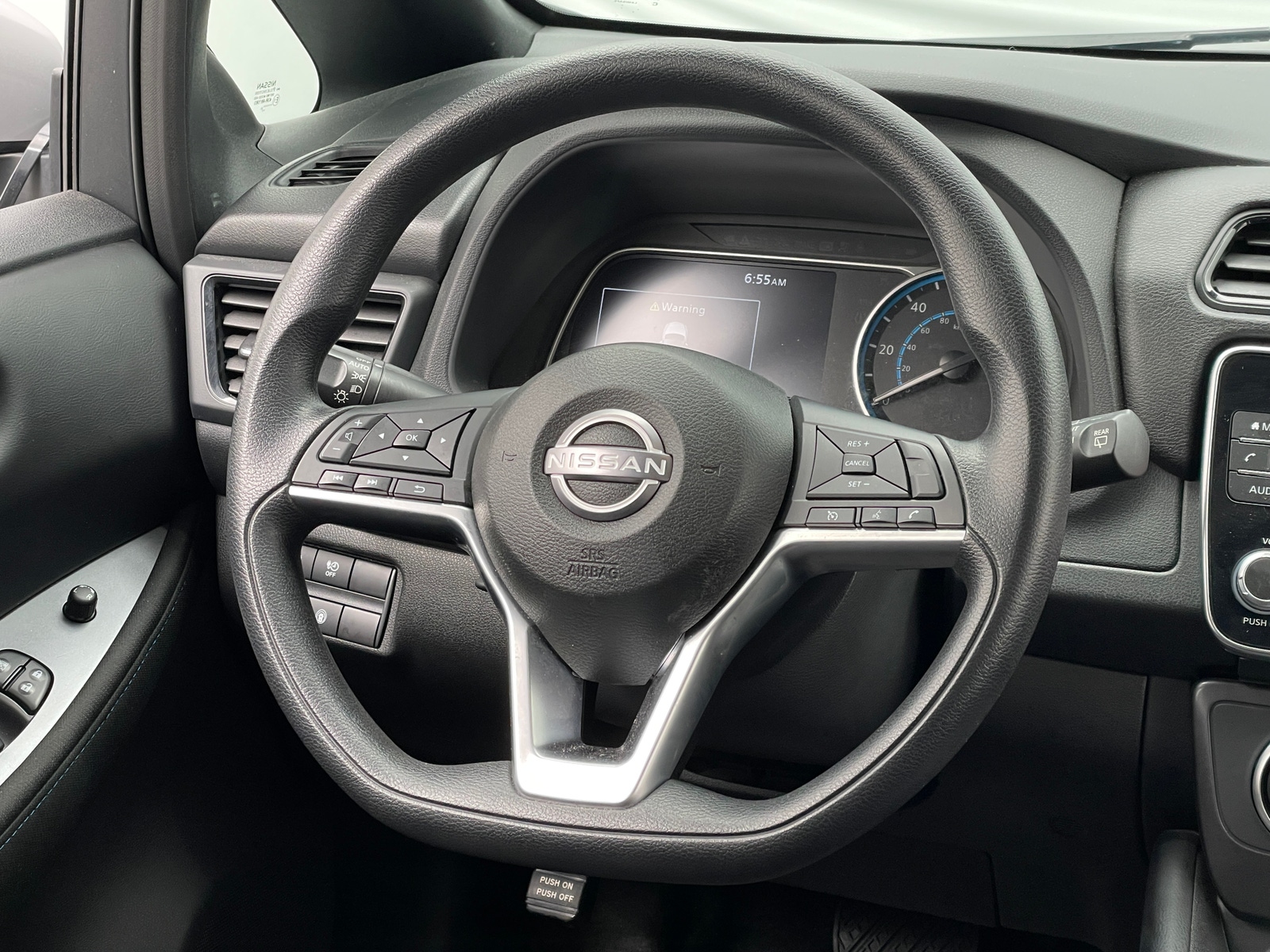 Thumbnail: 2025 Nissan Leaf - 5
