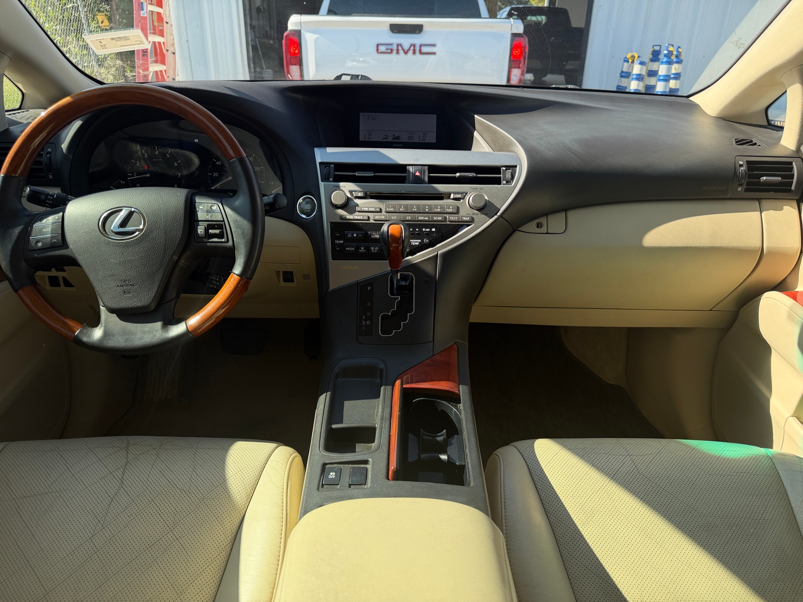 Thumbnail: 2010 Lexus RX - 3