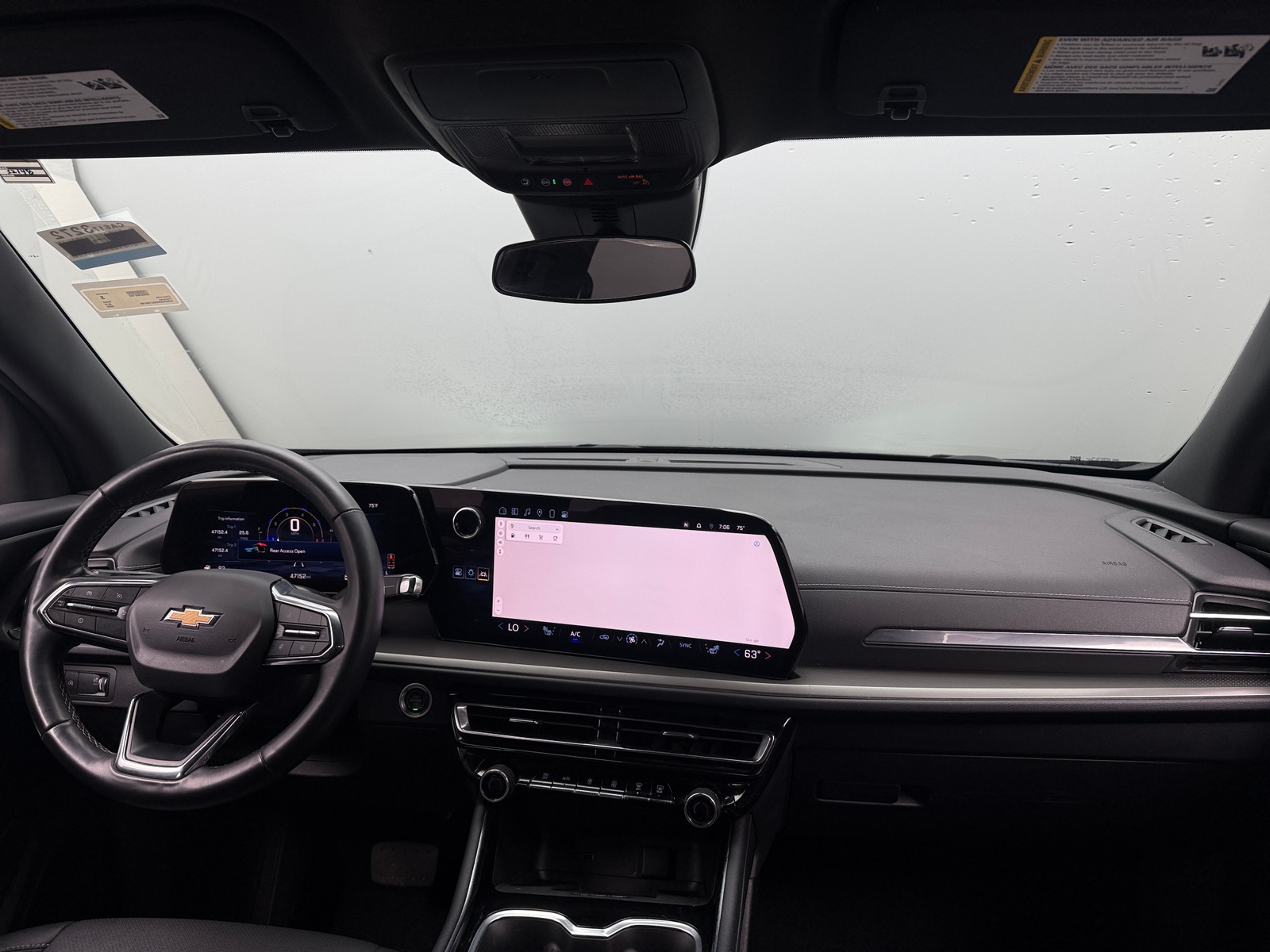 Thumbnail: 2025 Chevrolet Traverse - 2