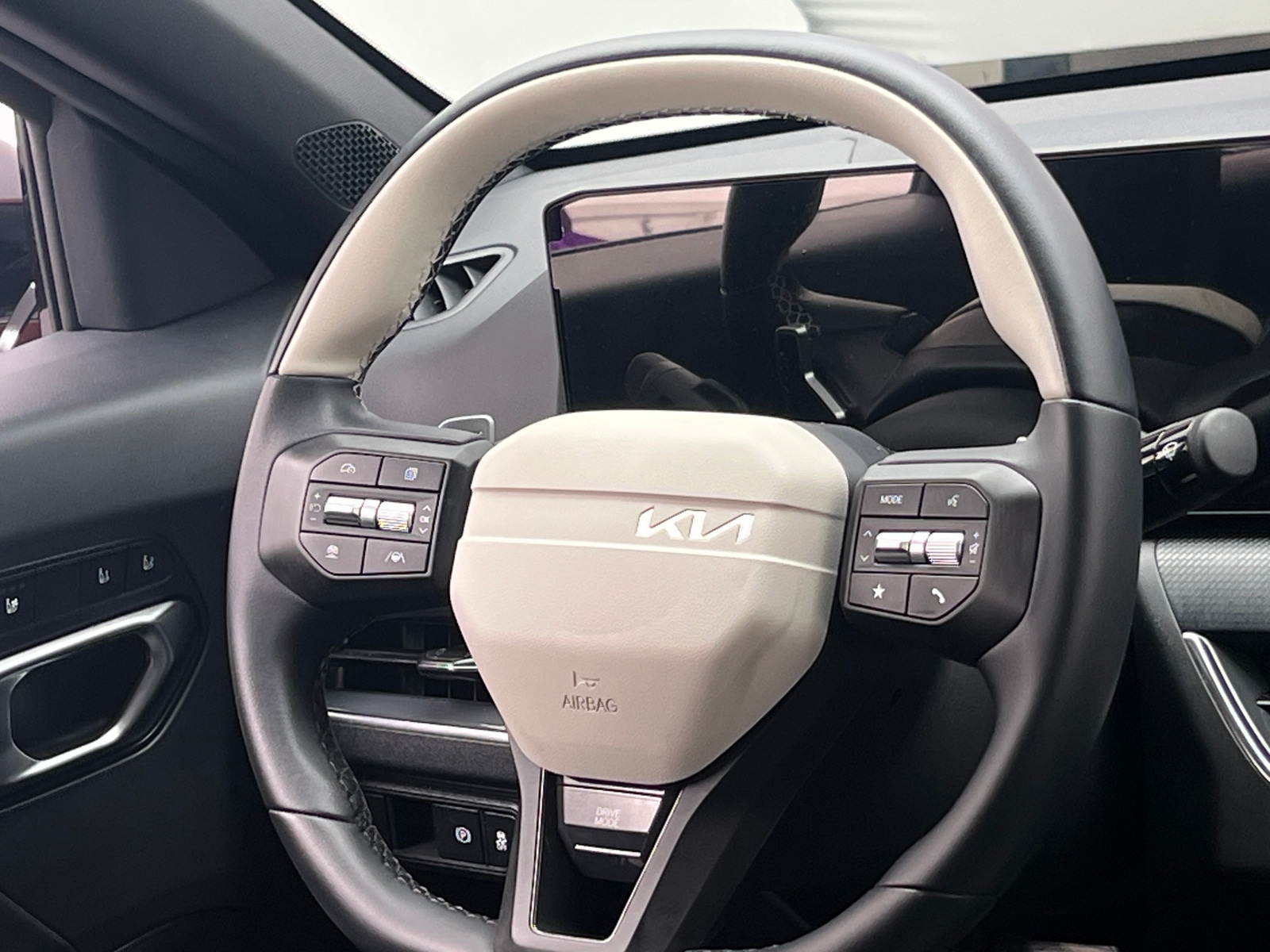 Thumbnail: 2025 Kia K4 - 4