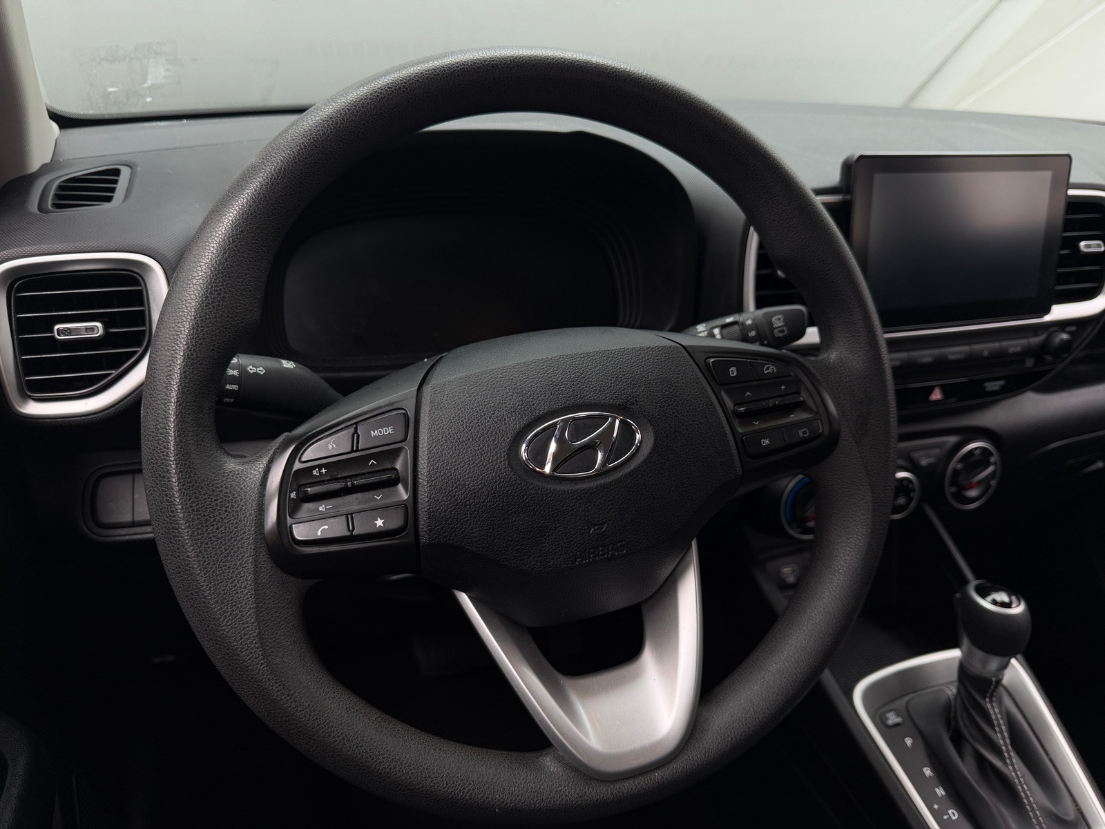 Thumbnail: 2023 Hyundai Venue - 5