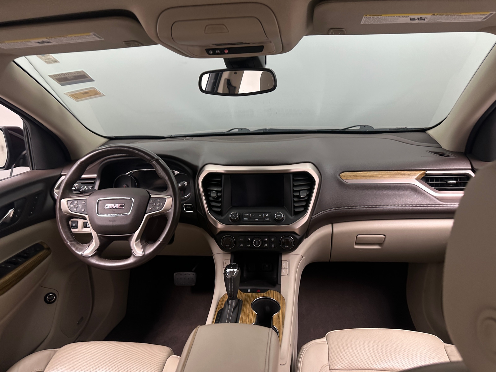 Thumbnail: 2017 GMC Acadia - 2