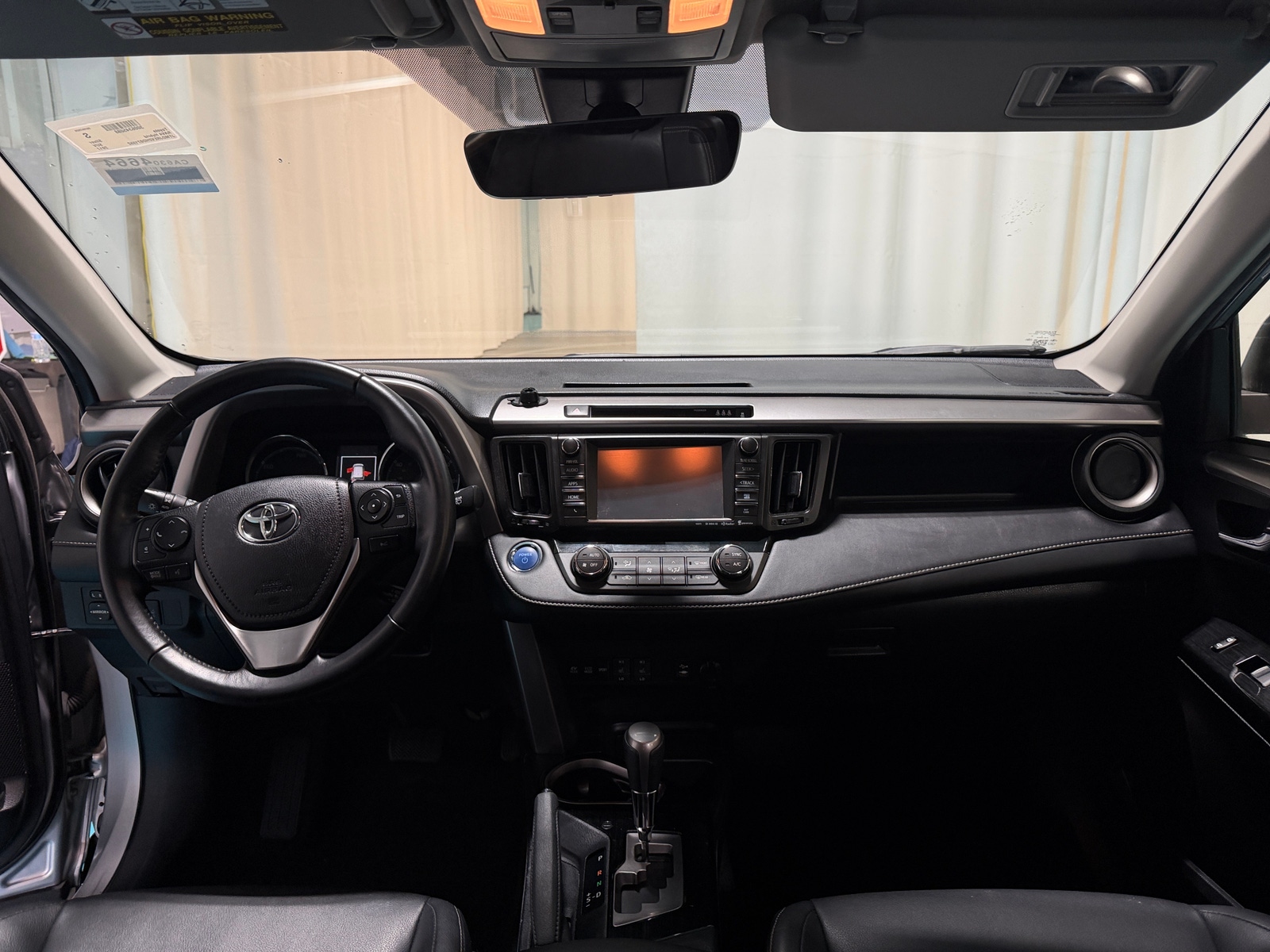 Thumbnail: 2017 Toyota RAV4 - 2