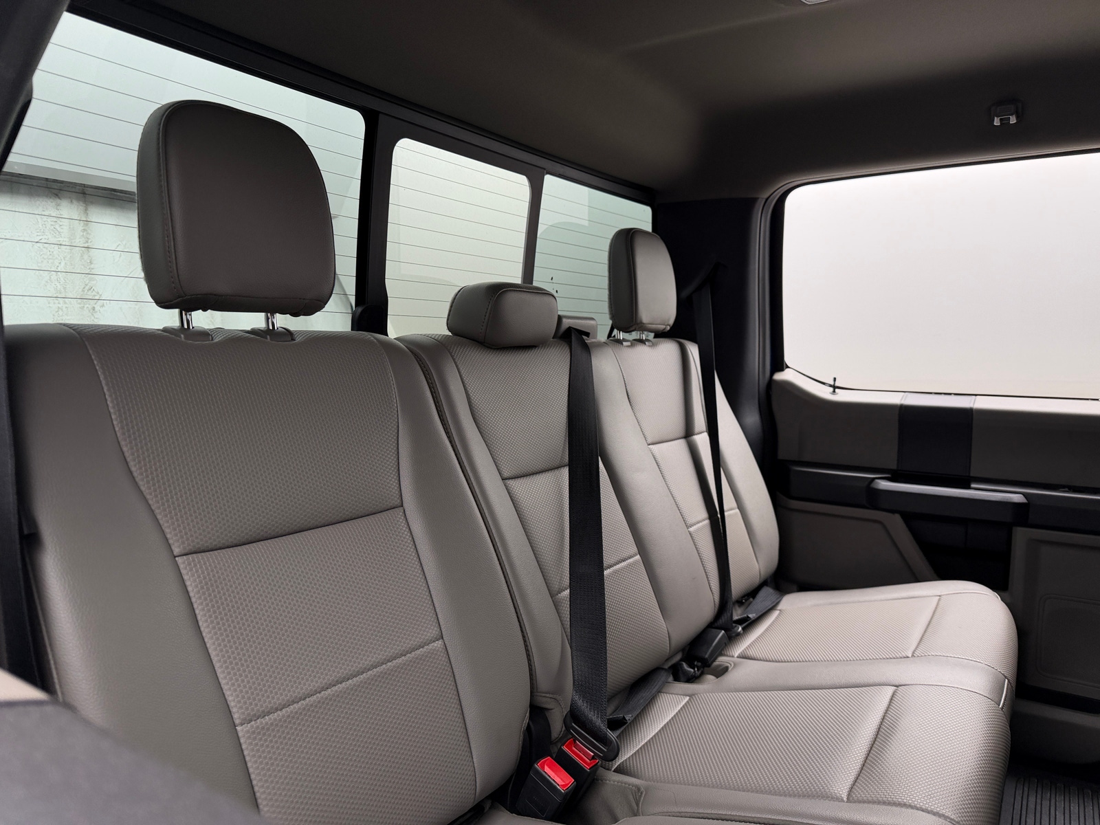 Thumbnail: 2022 Ford Econoline - 6