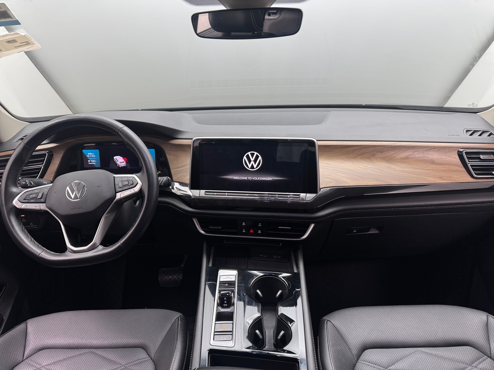 Thumbnail: 2025 Volkswagen Atlas - 3