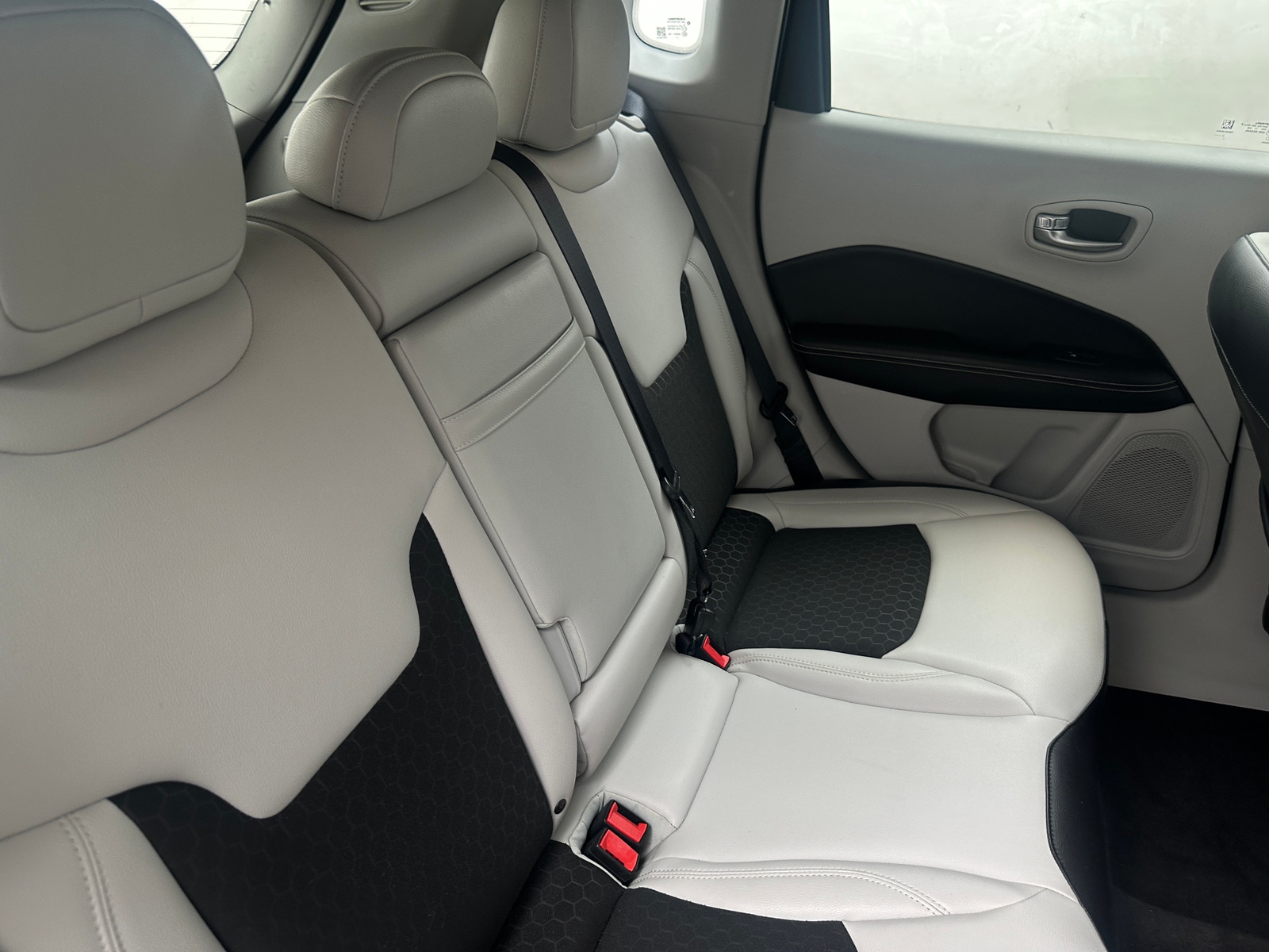 Thumbnail: 2018 Jeep Compass - 6