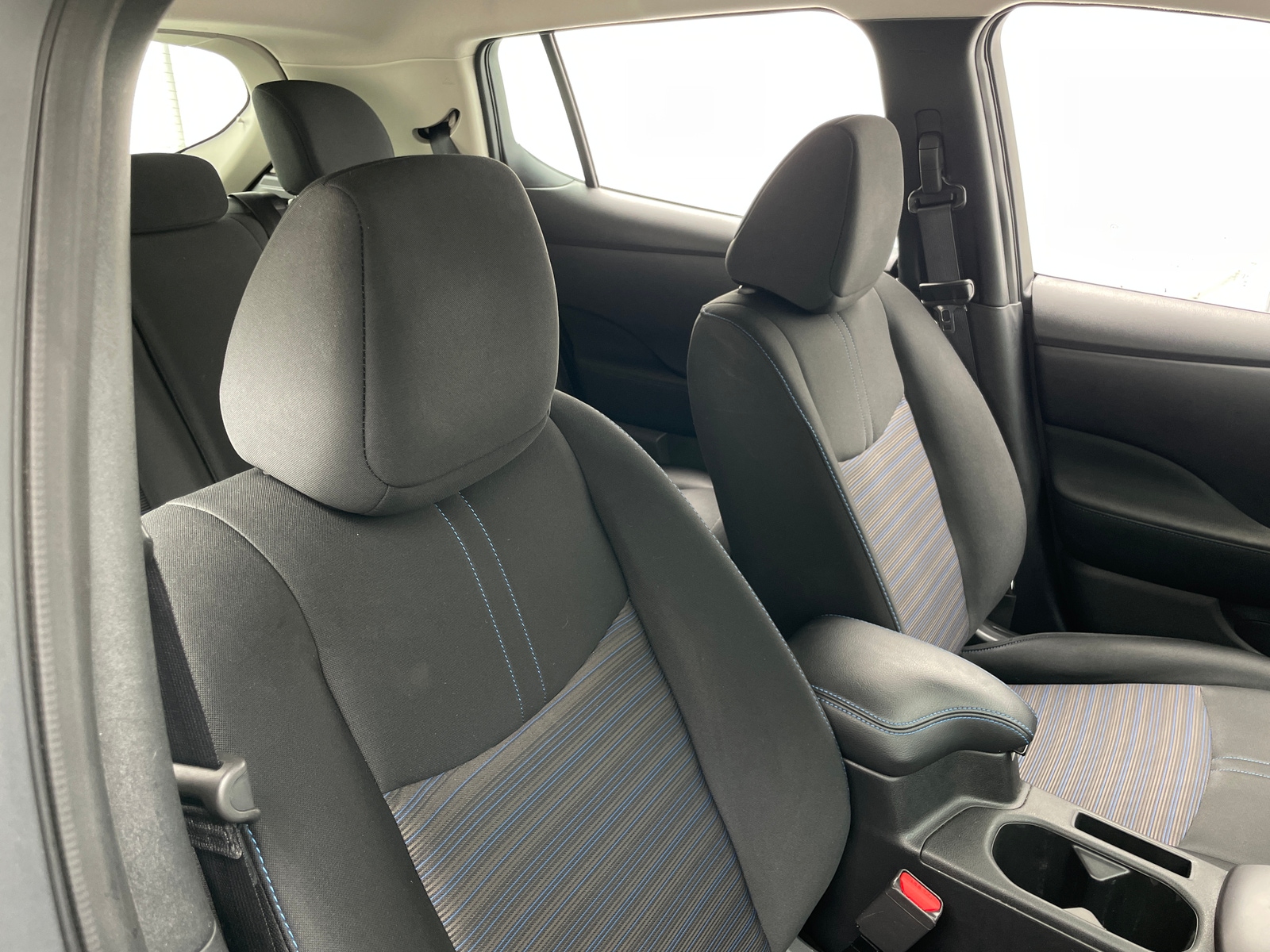 Thumbnail: 2025 Nissan Leaf - 2