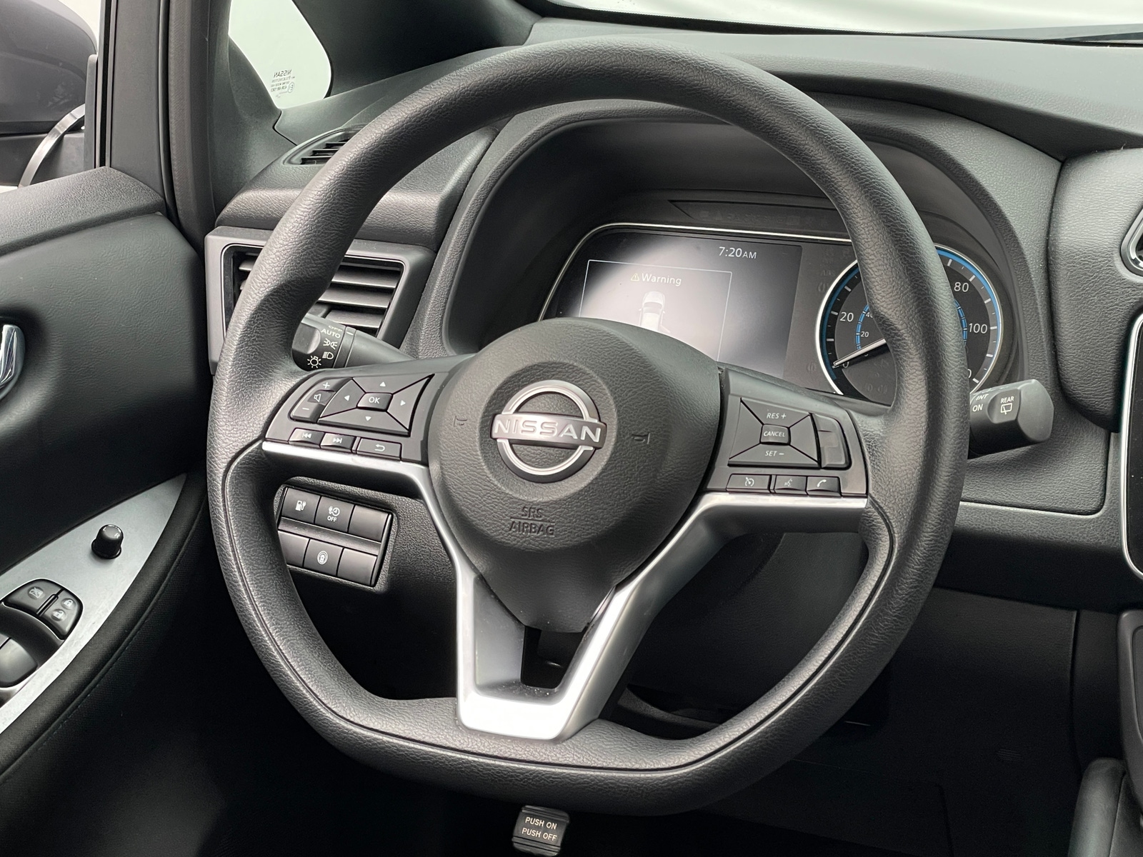 Thumbnail: 2025 Nissan Leaf - 5