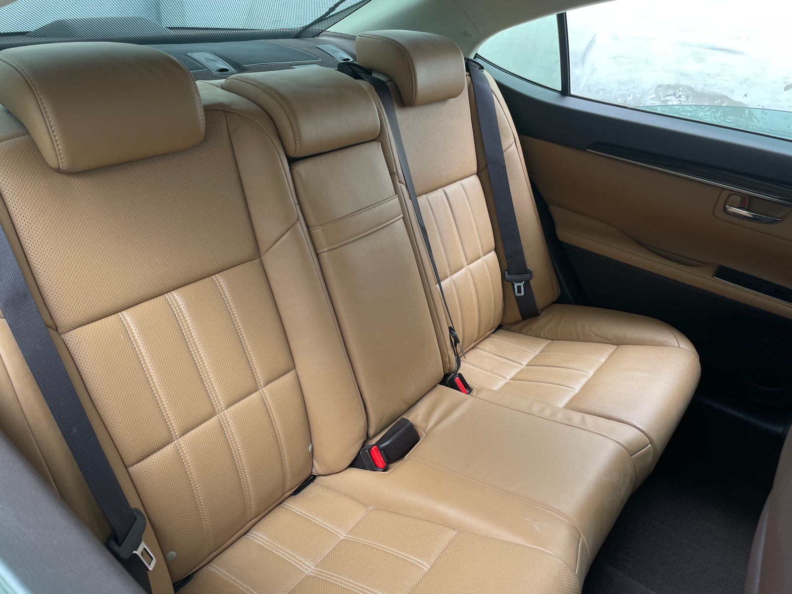 Thumbnail: 2017 Lexus ES - 6