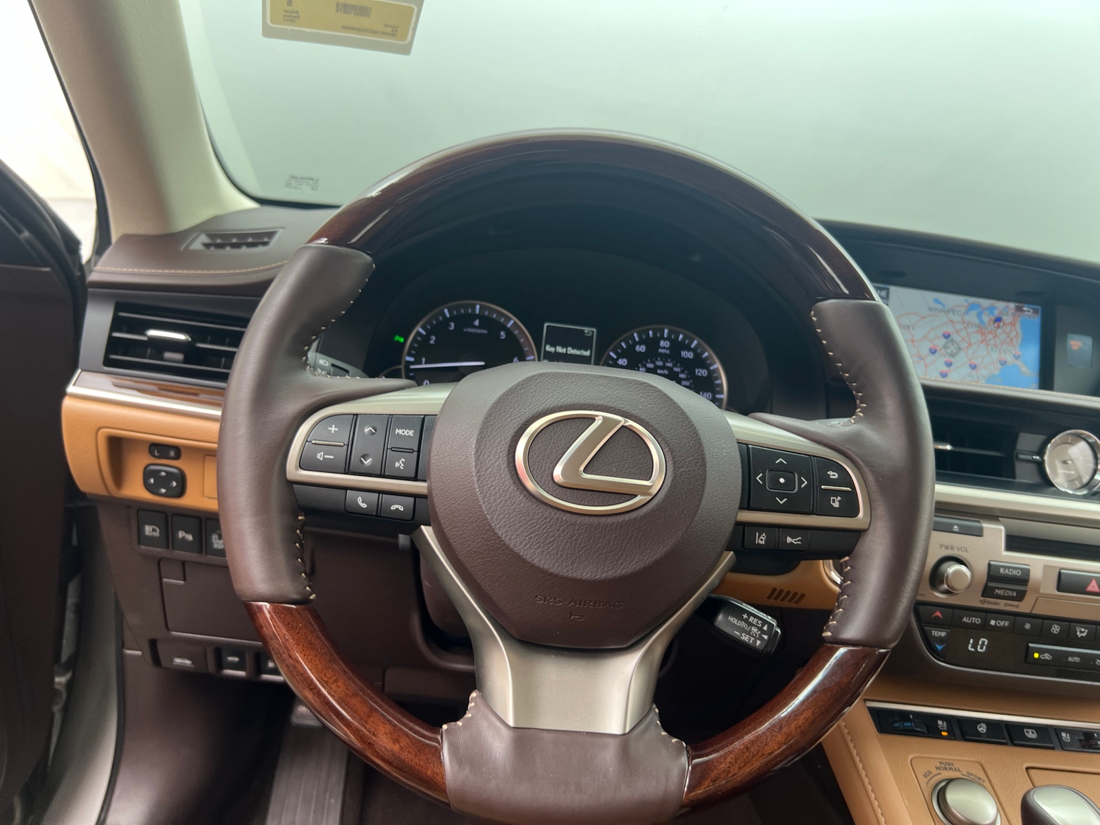 Thumbnail: 2017 Lexus ES - 5
