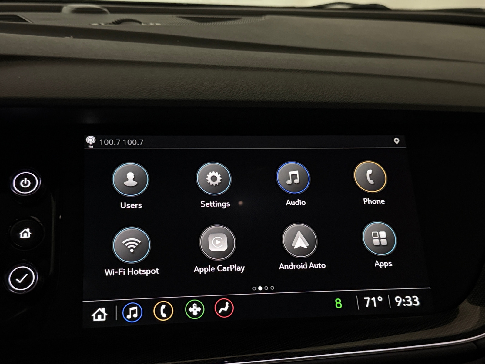 Thumbnail: 2022 Buick Envision - 3