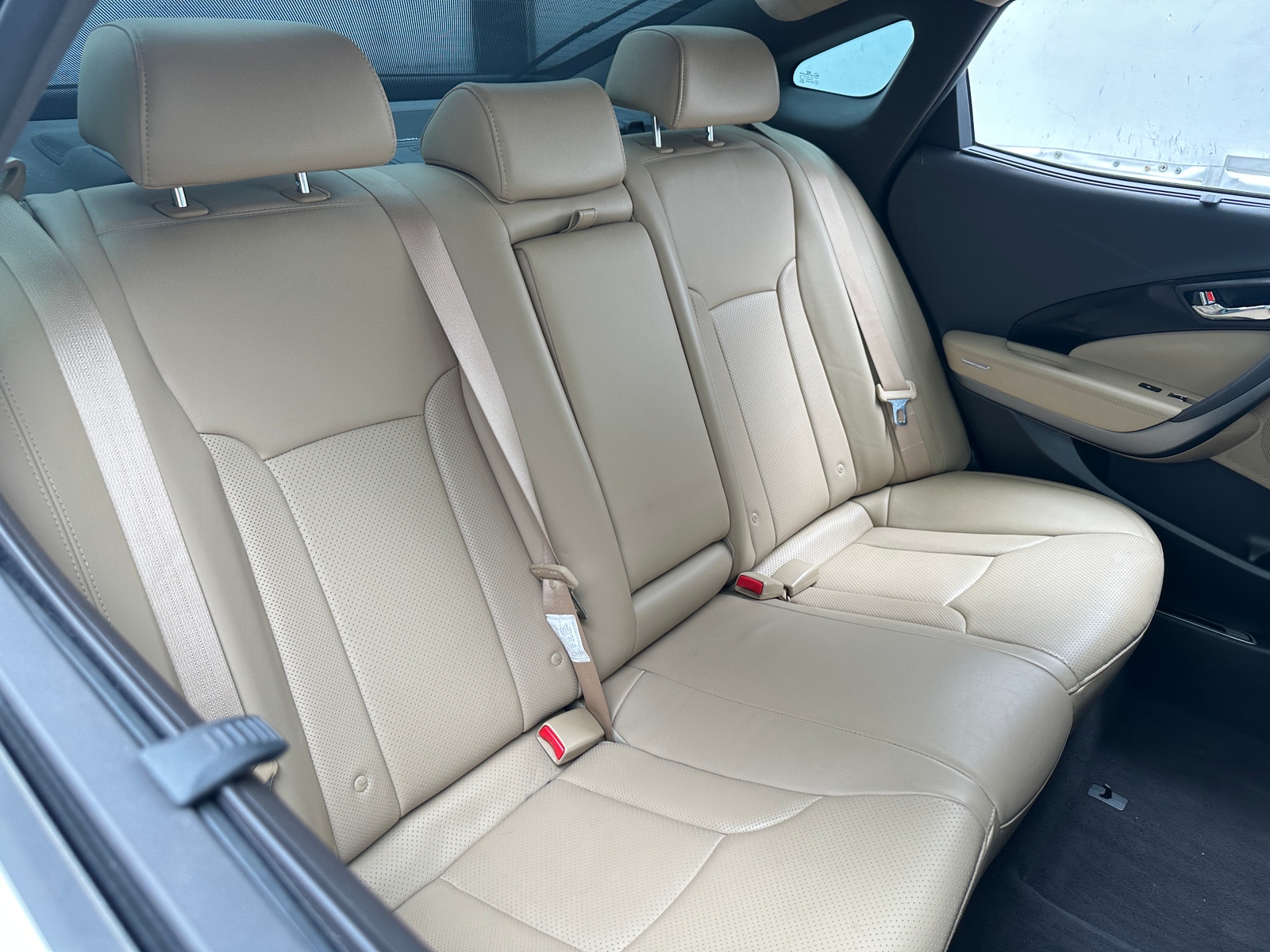 Thumbnail: 2016 Hyundai Azera - 5