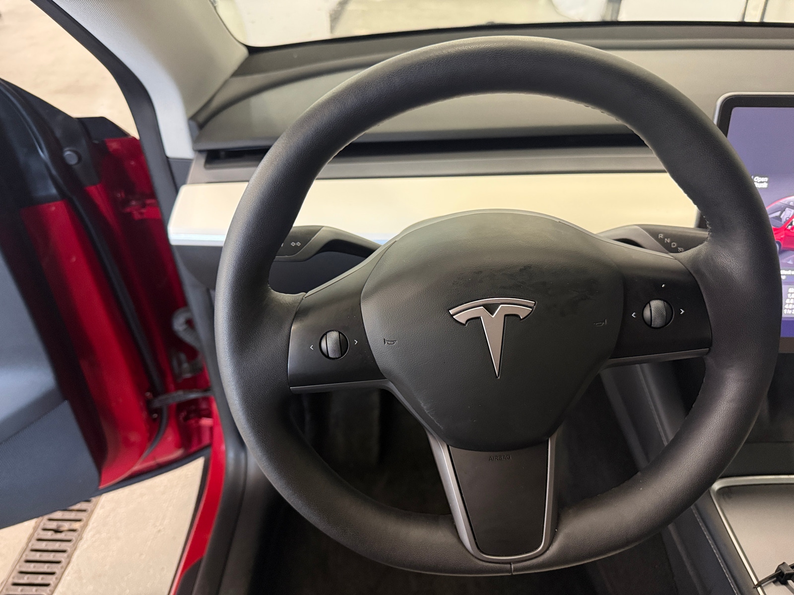 Thumbnail: 2023 Tesla Model Y - 4