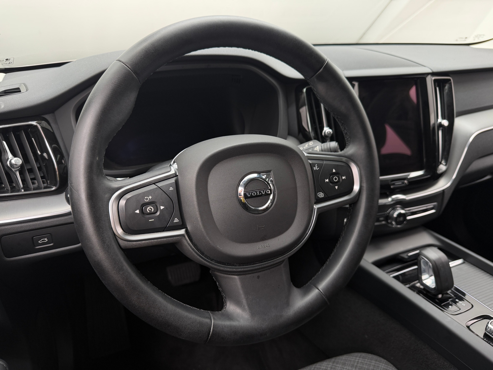 Thumbnail: 2024 Volvo XC60 - 4