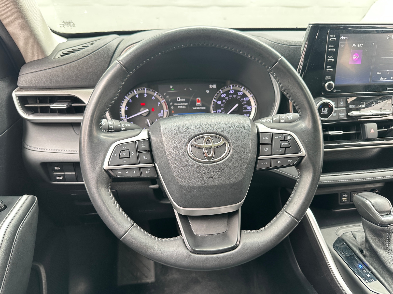 Thumbnail: 2022 Toyota Highlander - 4