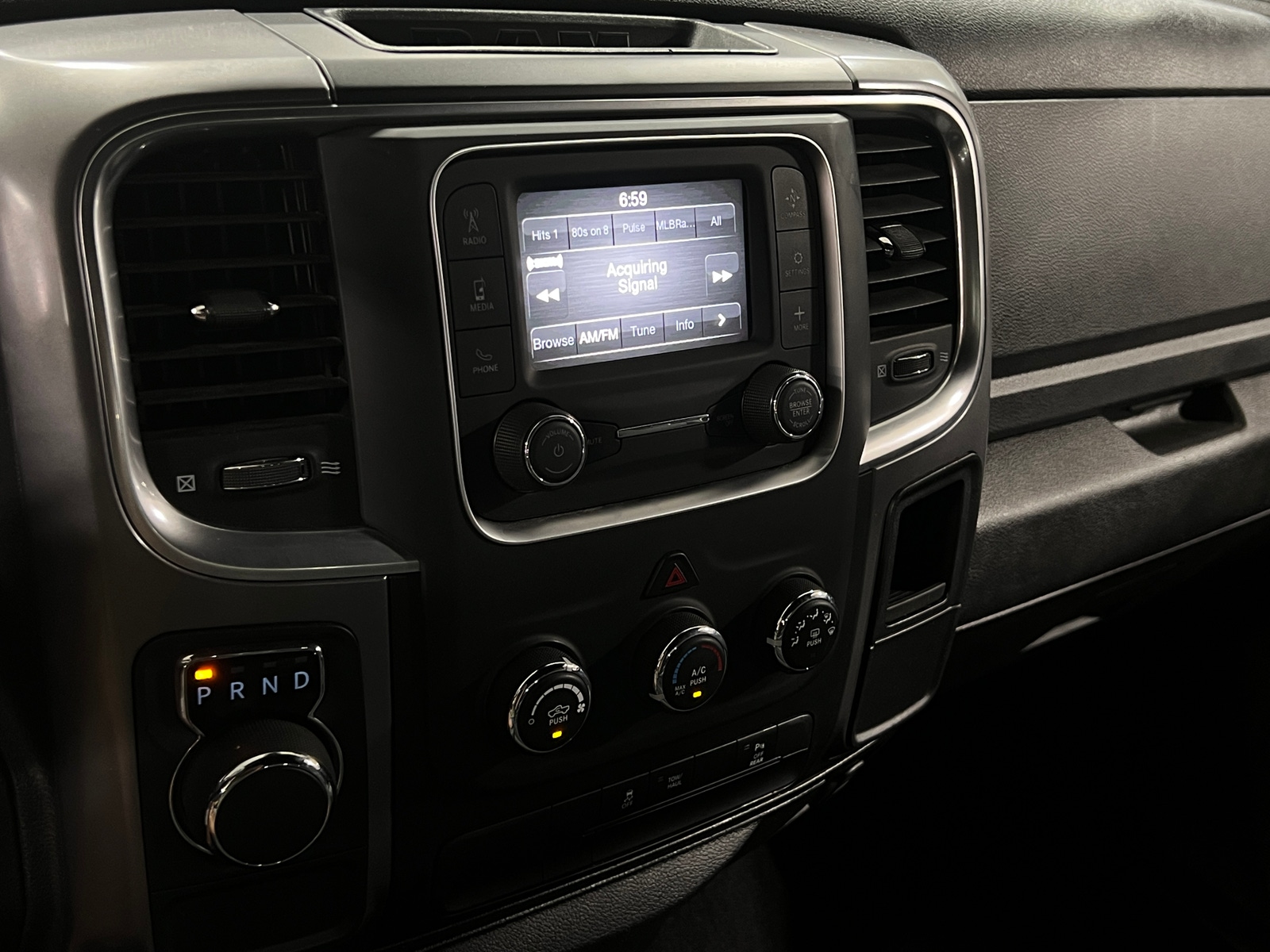 Thumbnail: 2024 RAM 1500 Classic - 4