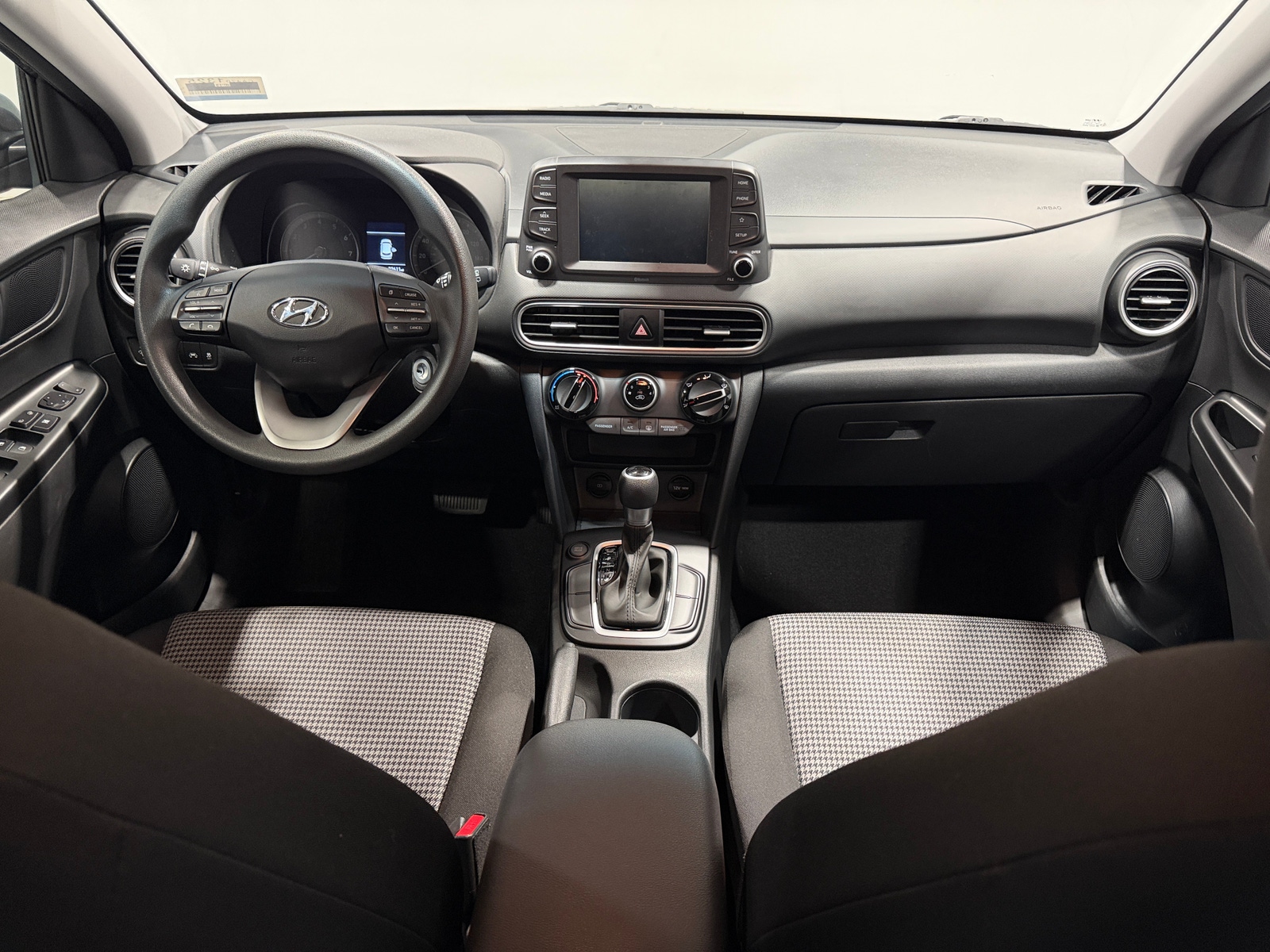Thumbnail: 2019 Hyundai Kona - 3