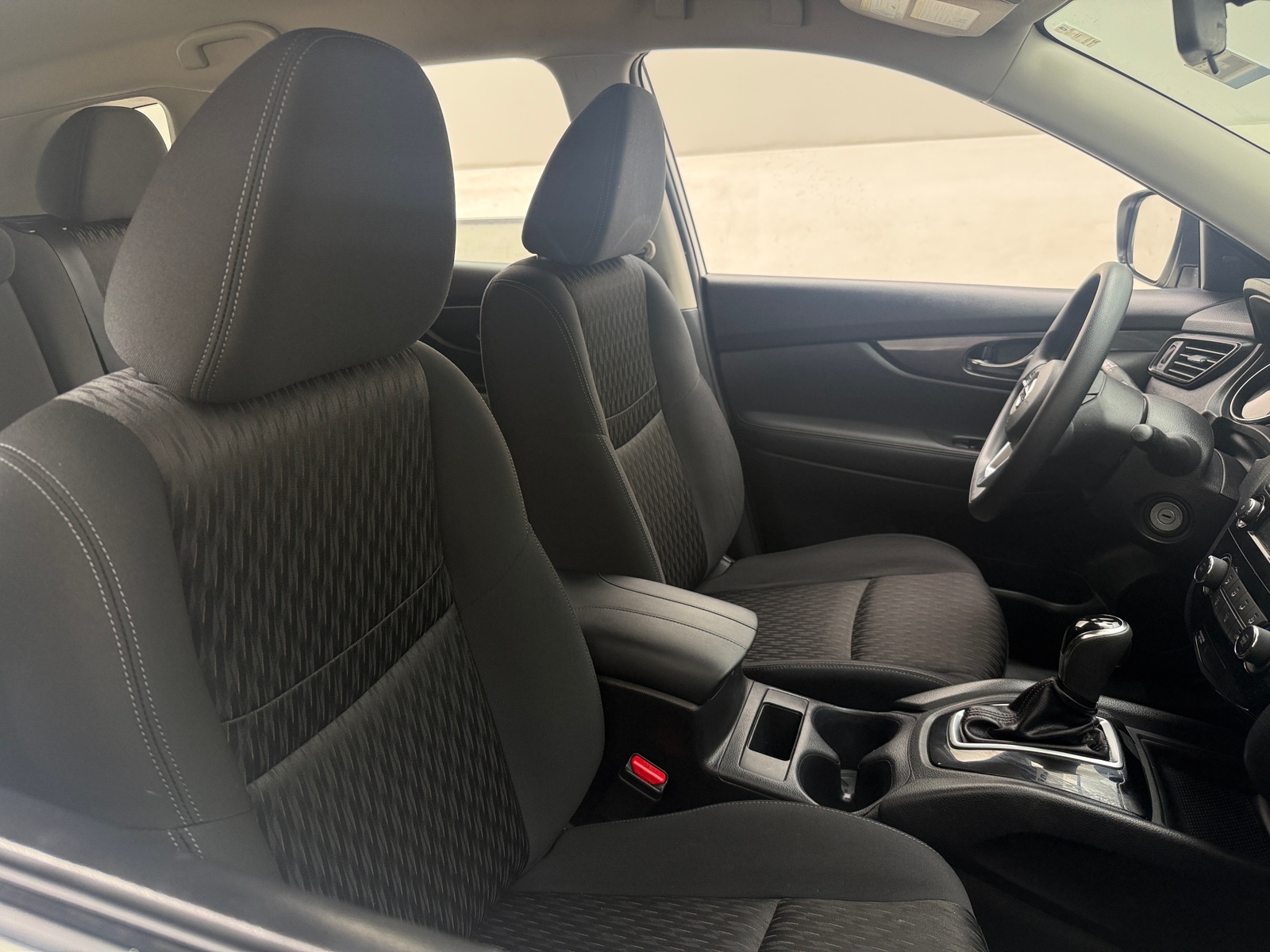 Thumbnail: 2018 Nissan Rogue - 2