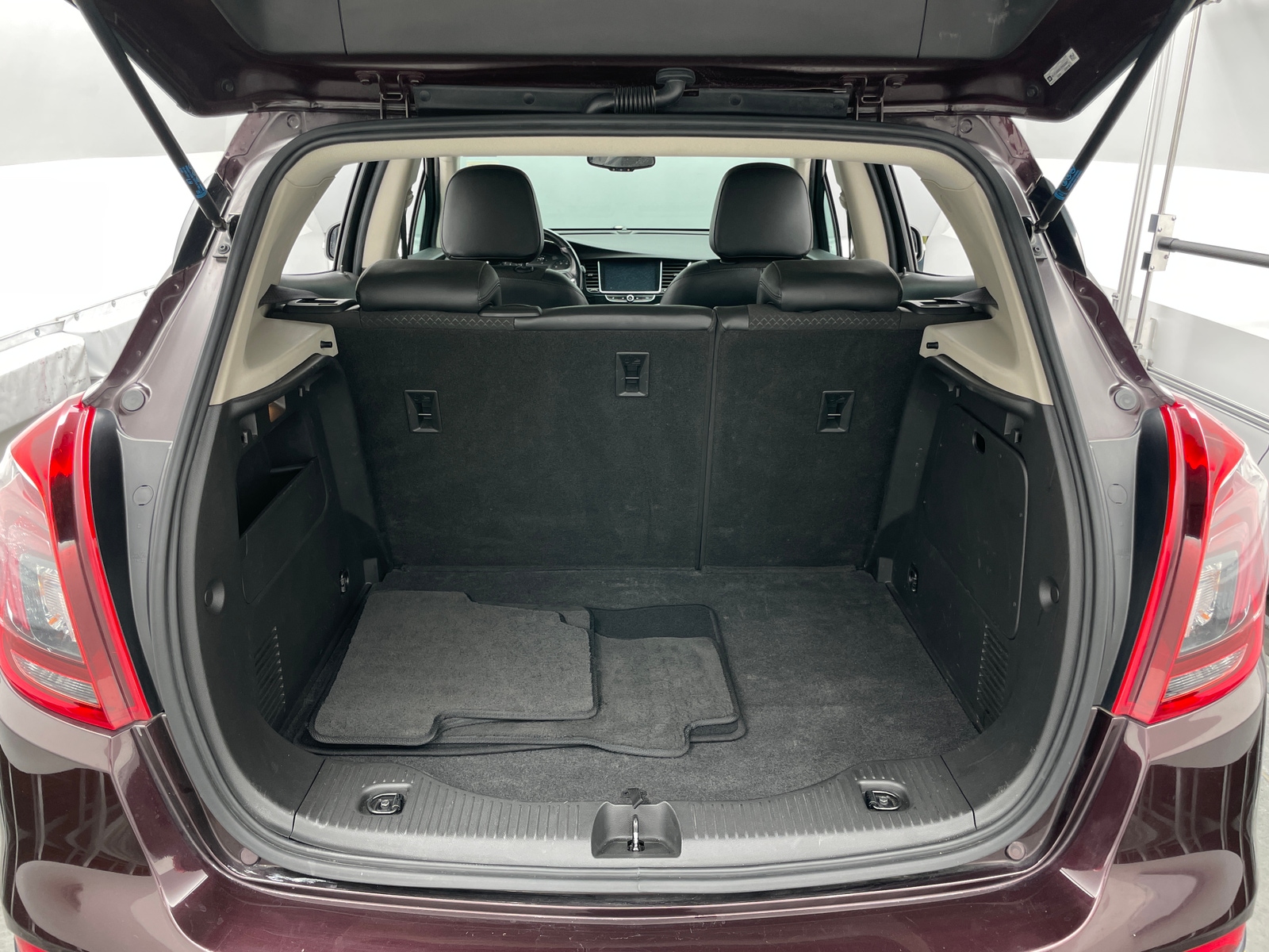 Thumbnail: 2018 Buick Encore - 6