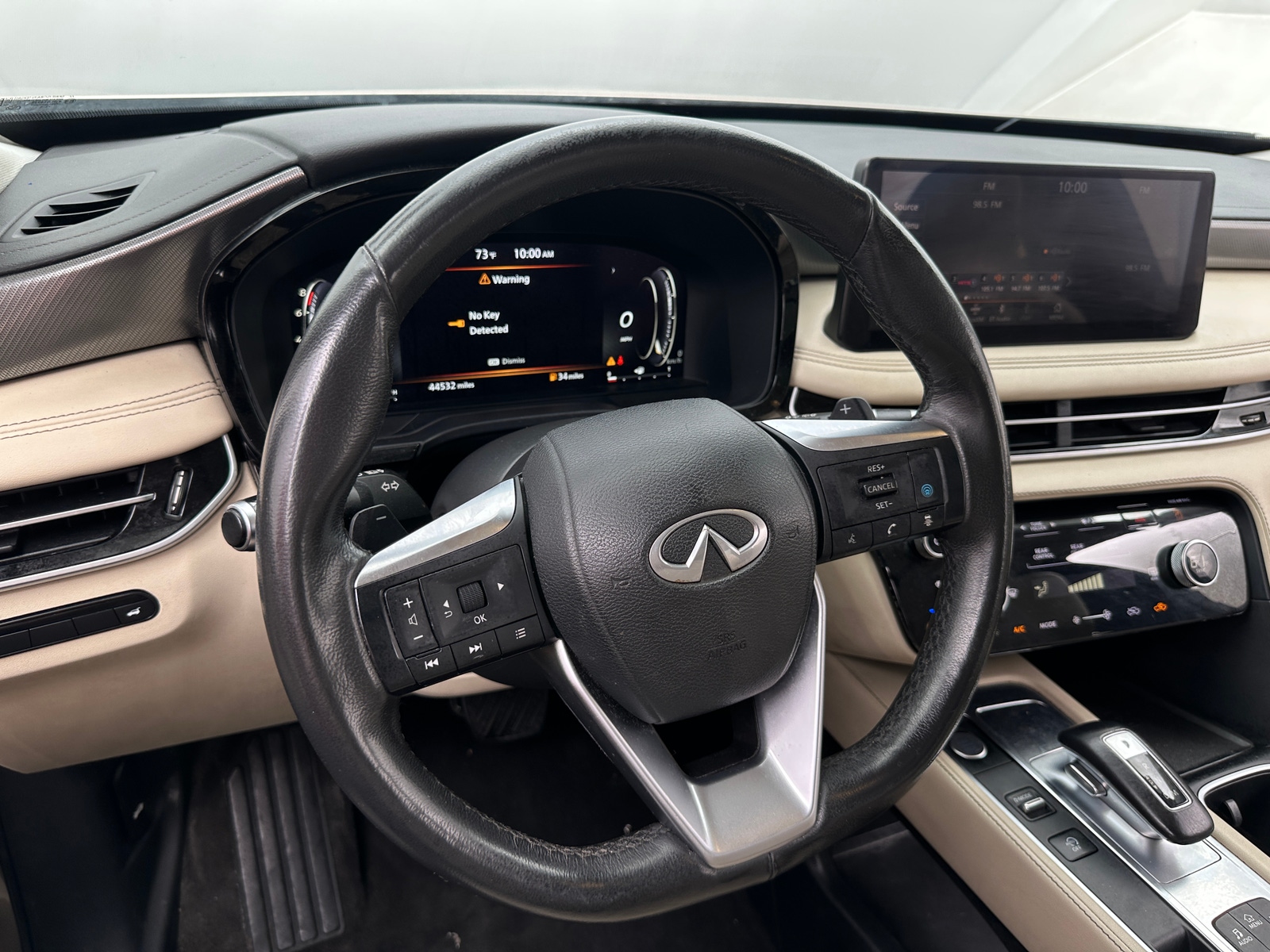 Thumbnail: 2023 INFINITI QX60 - 4