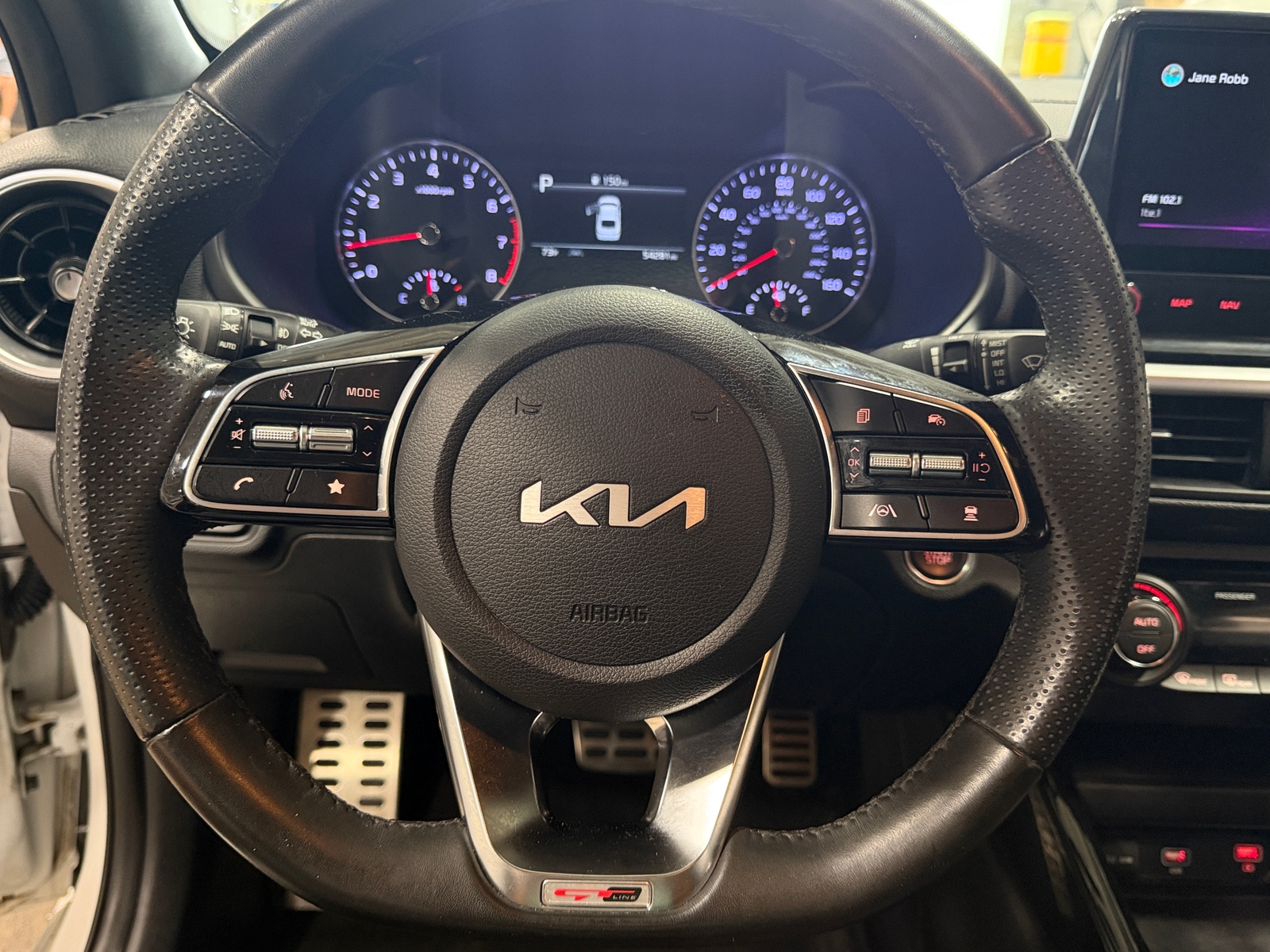 Thumbnail: 2022 Kia Forte - 4