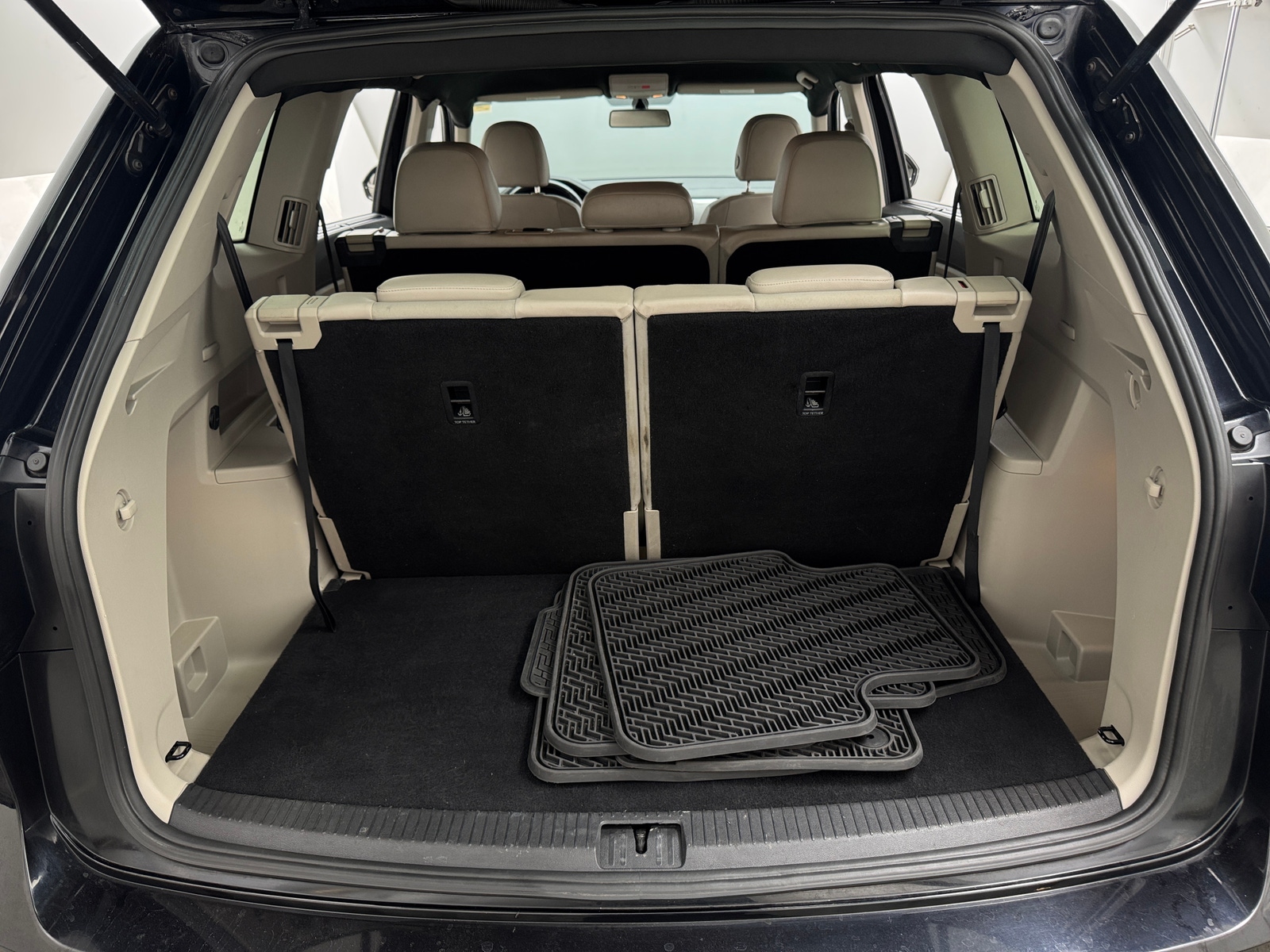 Thumbnail: 2018 Volkswagen Atlas - 6