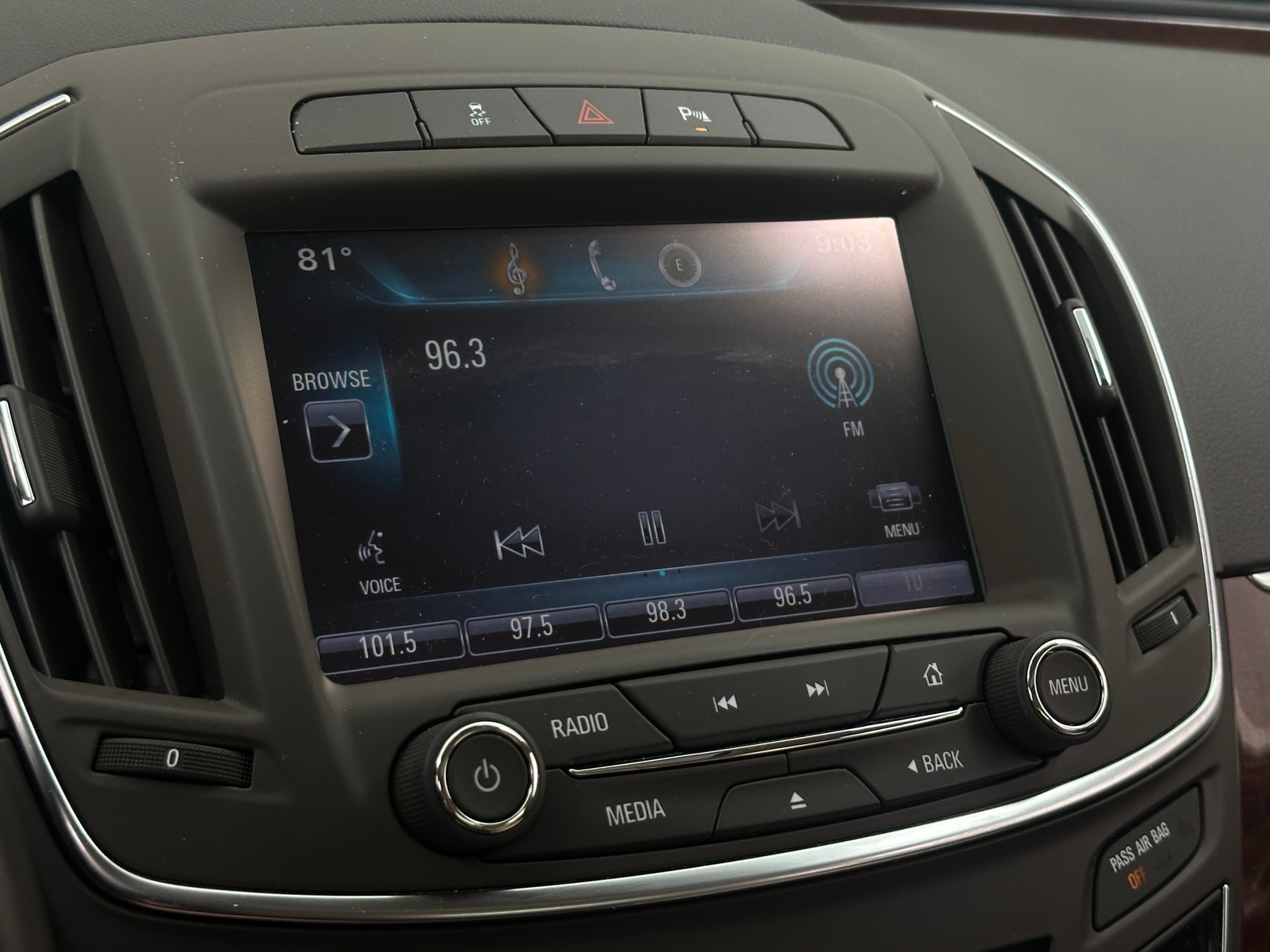 Thumbnail: 2015 Buick Regal - 3