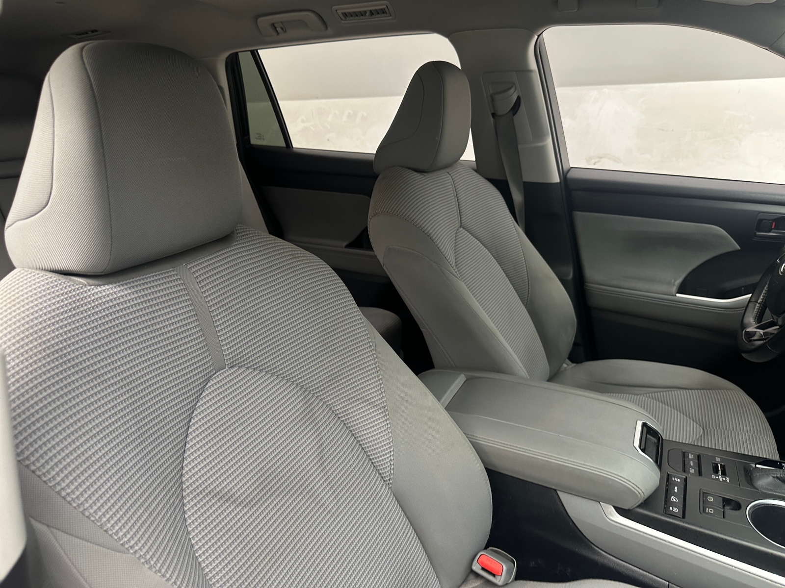 Thumbnail: 2020 Toyota Highlander - 2