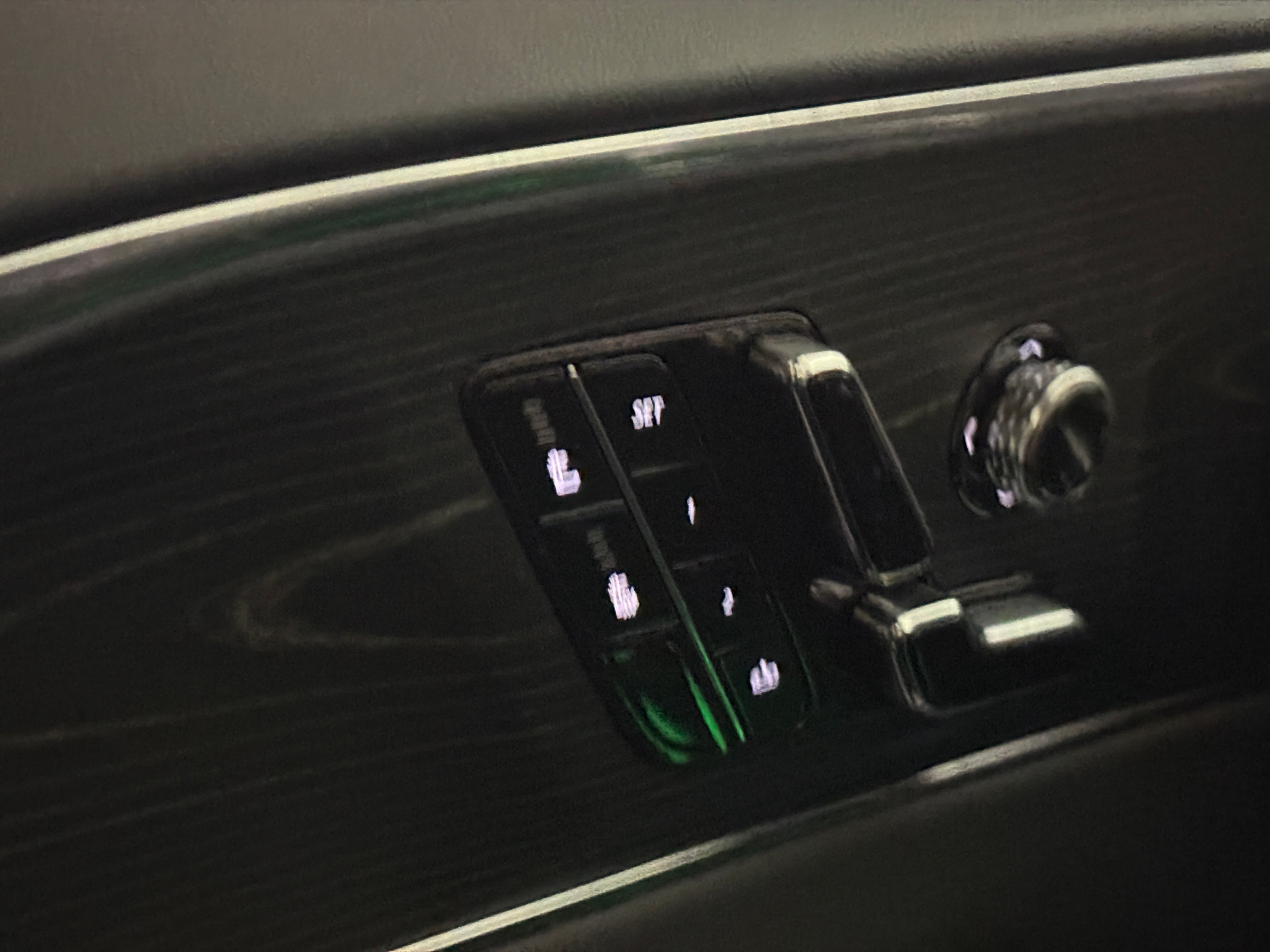 2024 Cadillac LYRIQ Luxury 1 - Photo 21