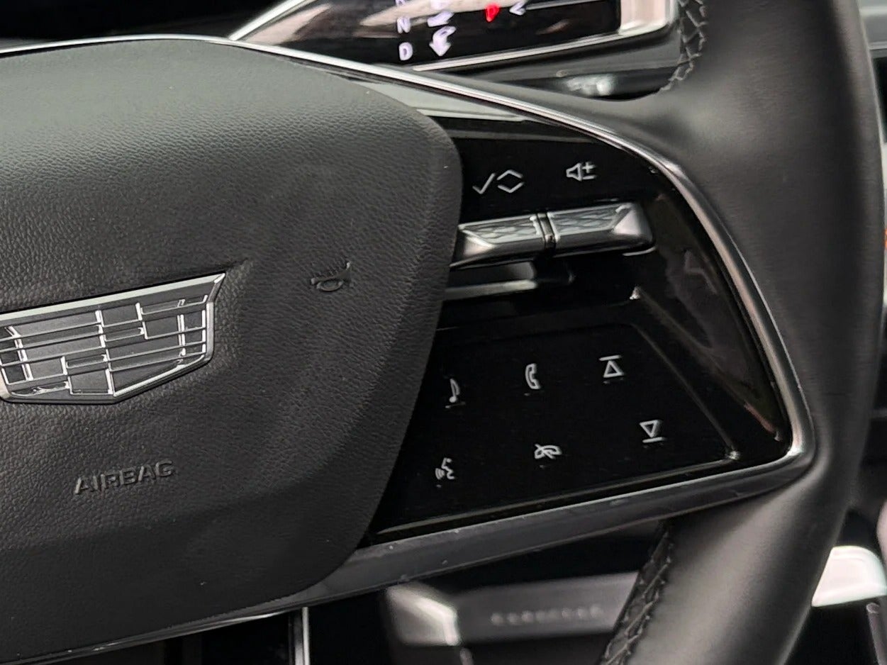 2024 Cadillac LYRIQ Luxury 1 - Photo 24