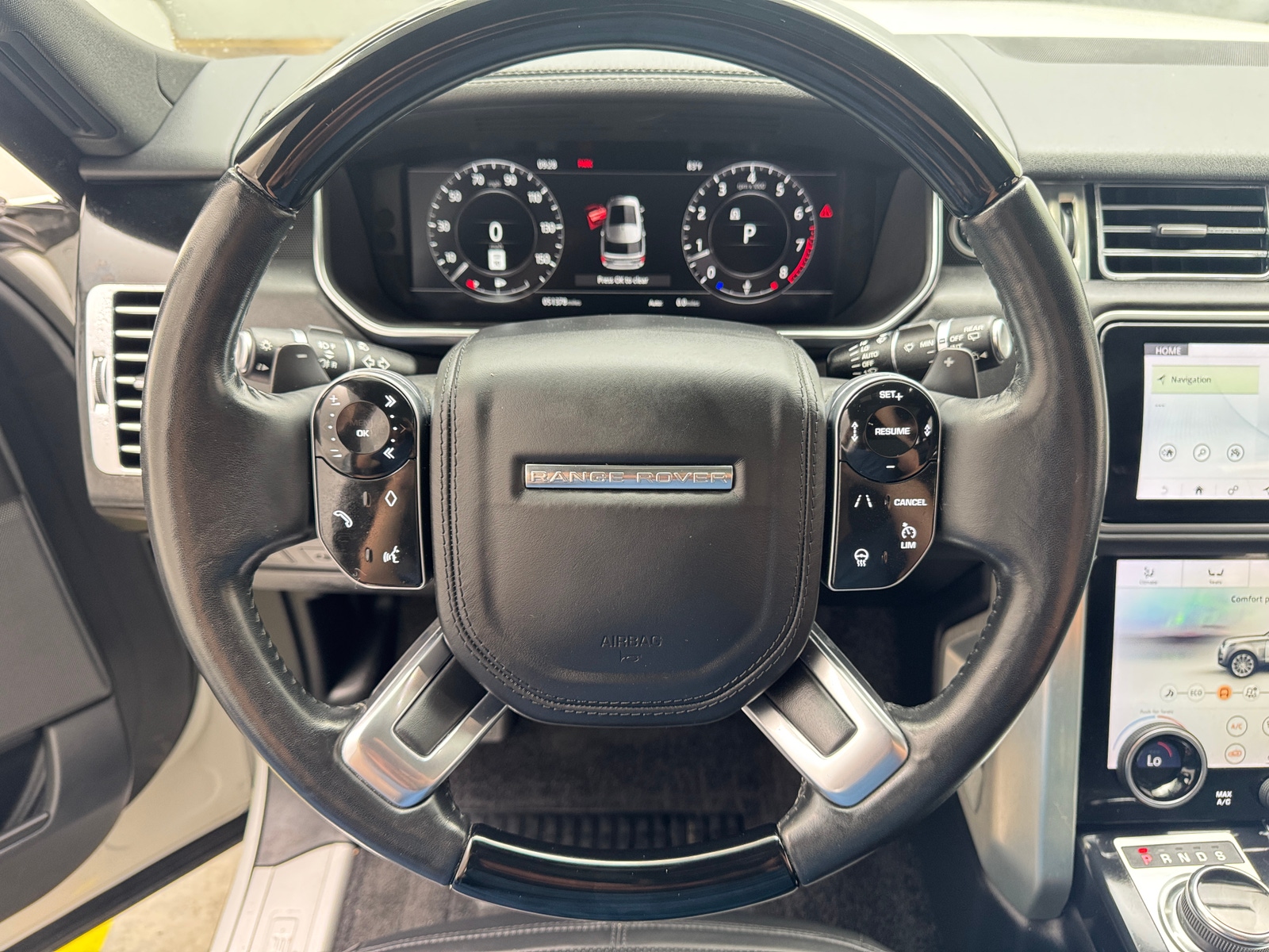 Thumbnail: 2019 Land Rover Range Rover - 4