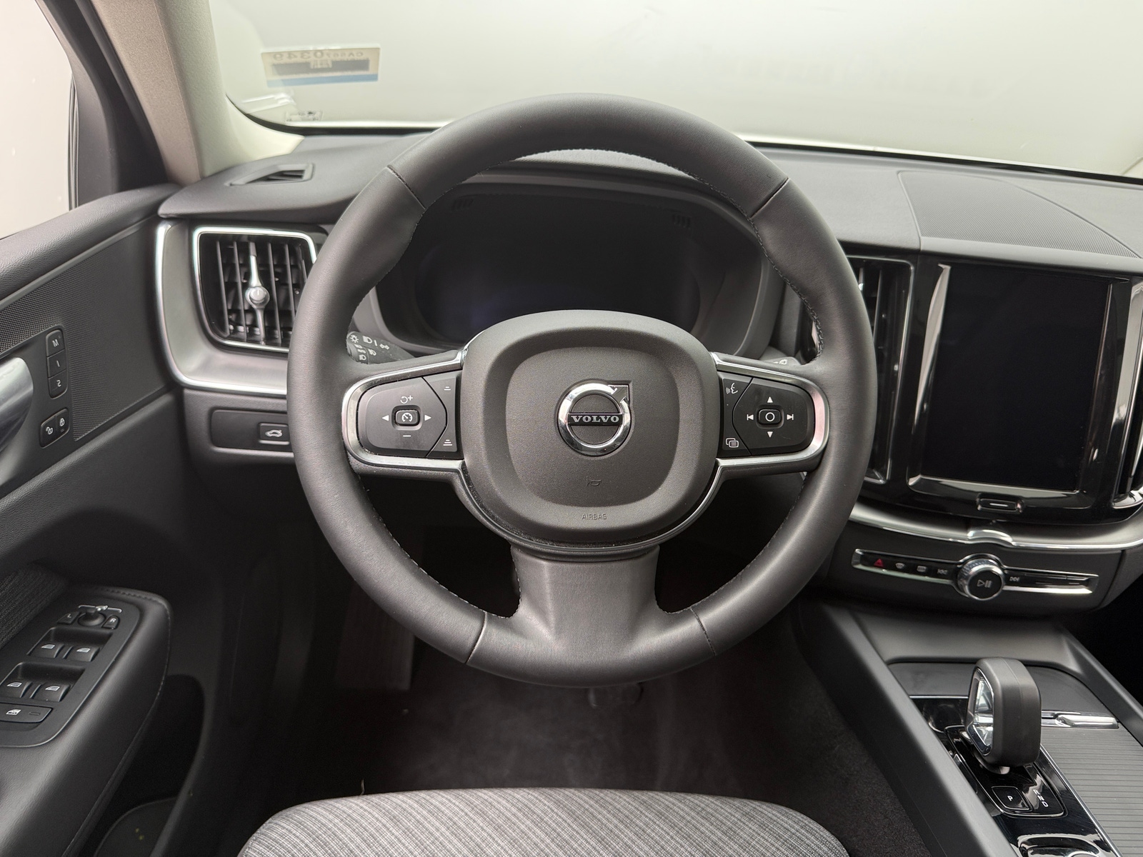 Thumbnail: 2024 Volvo XC60 - 4