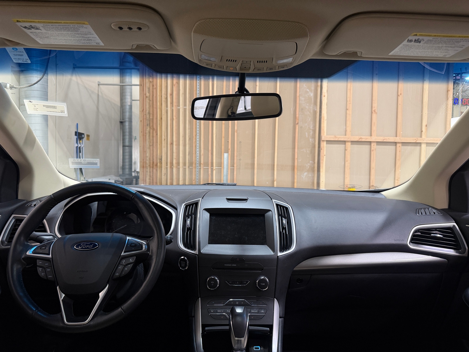 Thumbnail: 2017 Ford Edge - 2