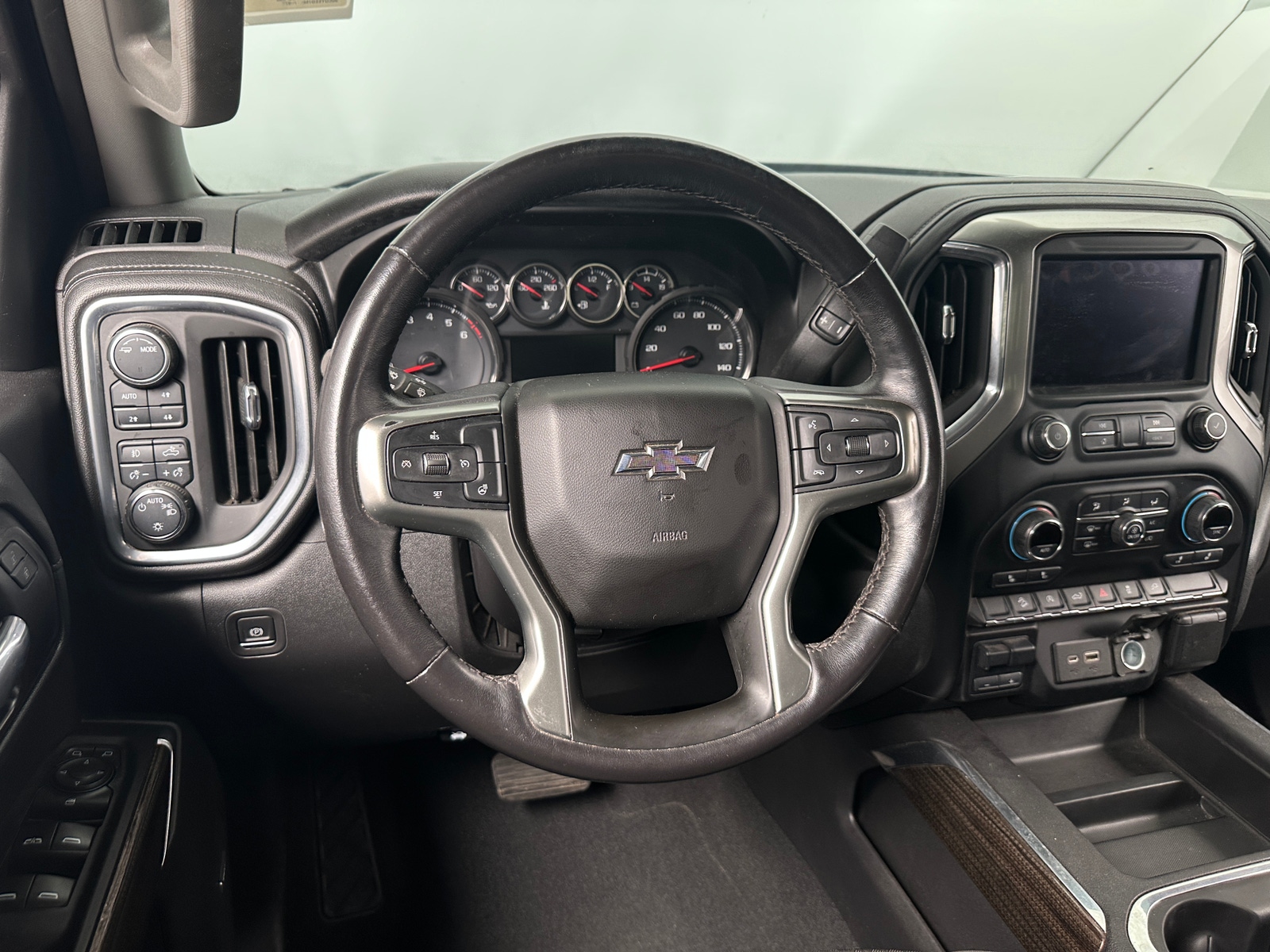 Thumbnail: 2021 Chevrolet Silverado 1500 - 5