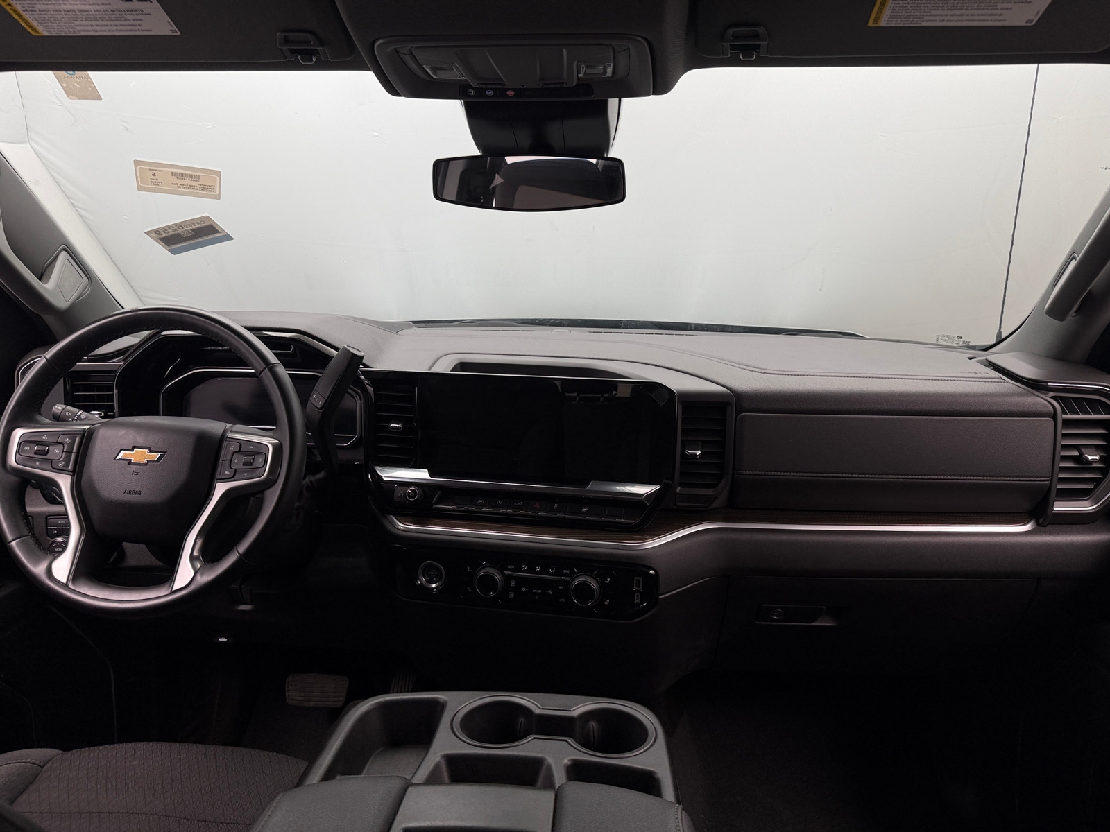 Thumbnail: 2024 Chevrolet Silverado 1500 - 3