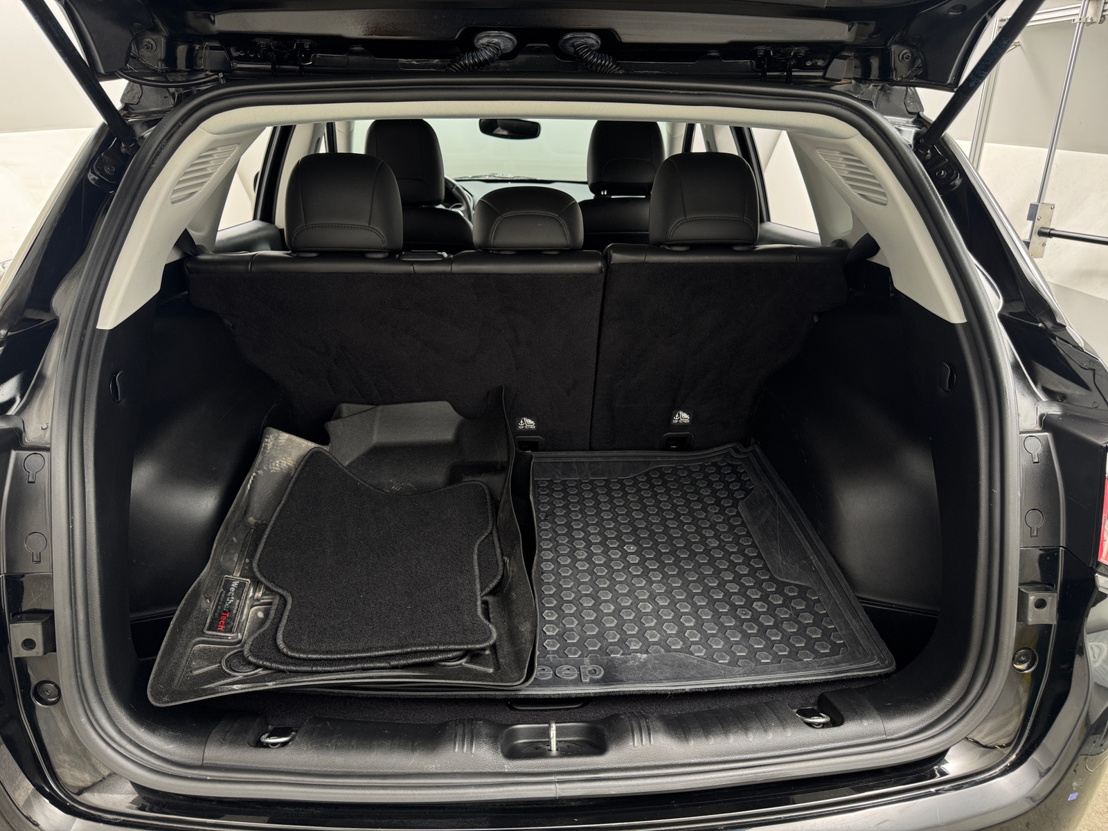 Thumbnail: 2019 Jeep Compass - 6