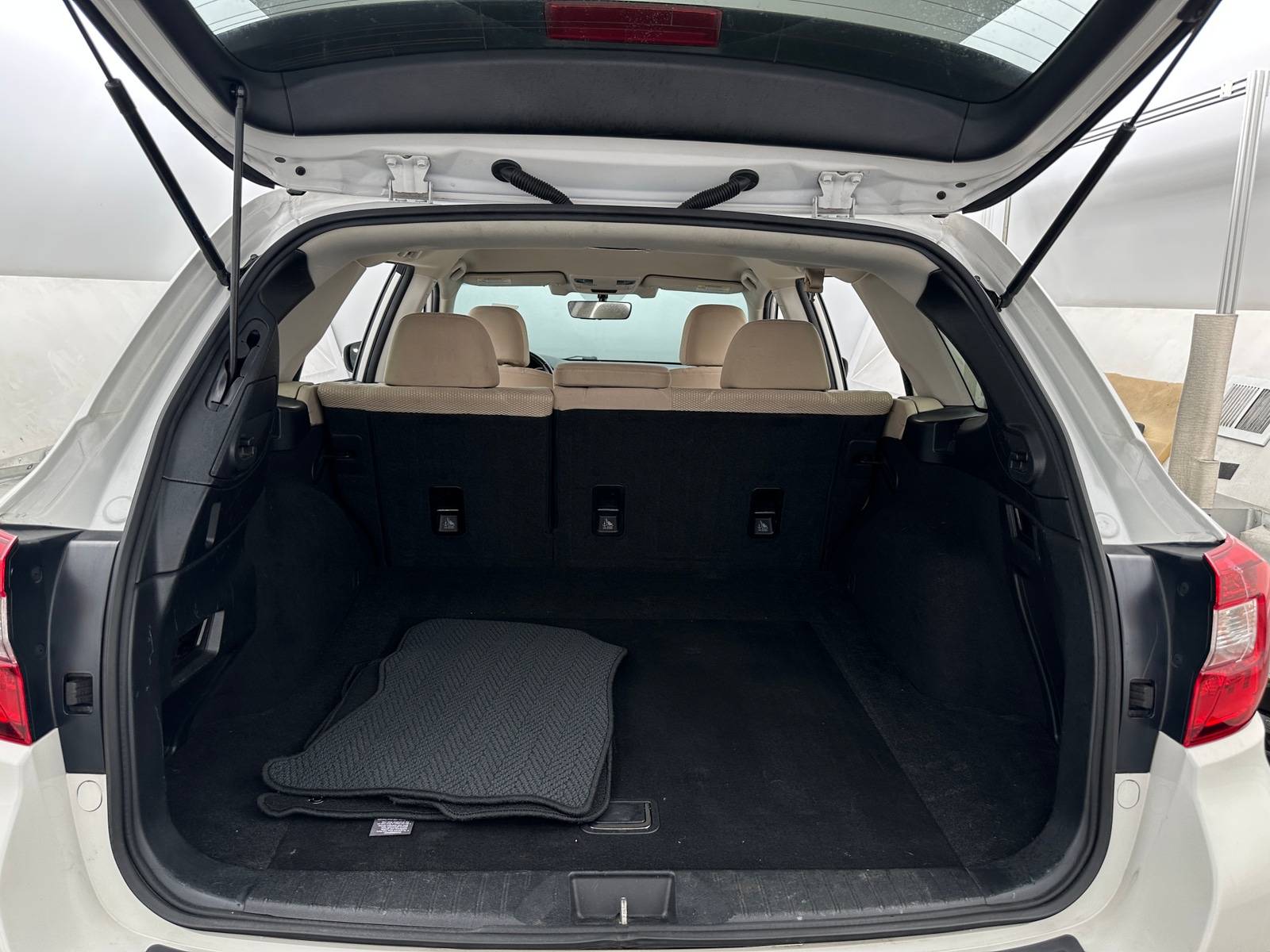 Thumbnail: 2018 Subaru Outback - 7
