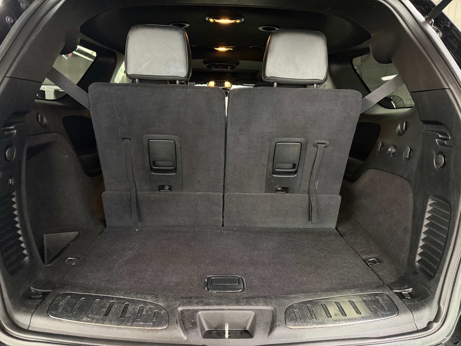 Thumbnail: 2018 Dodge Durango - 6