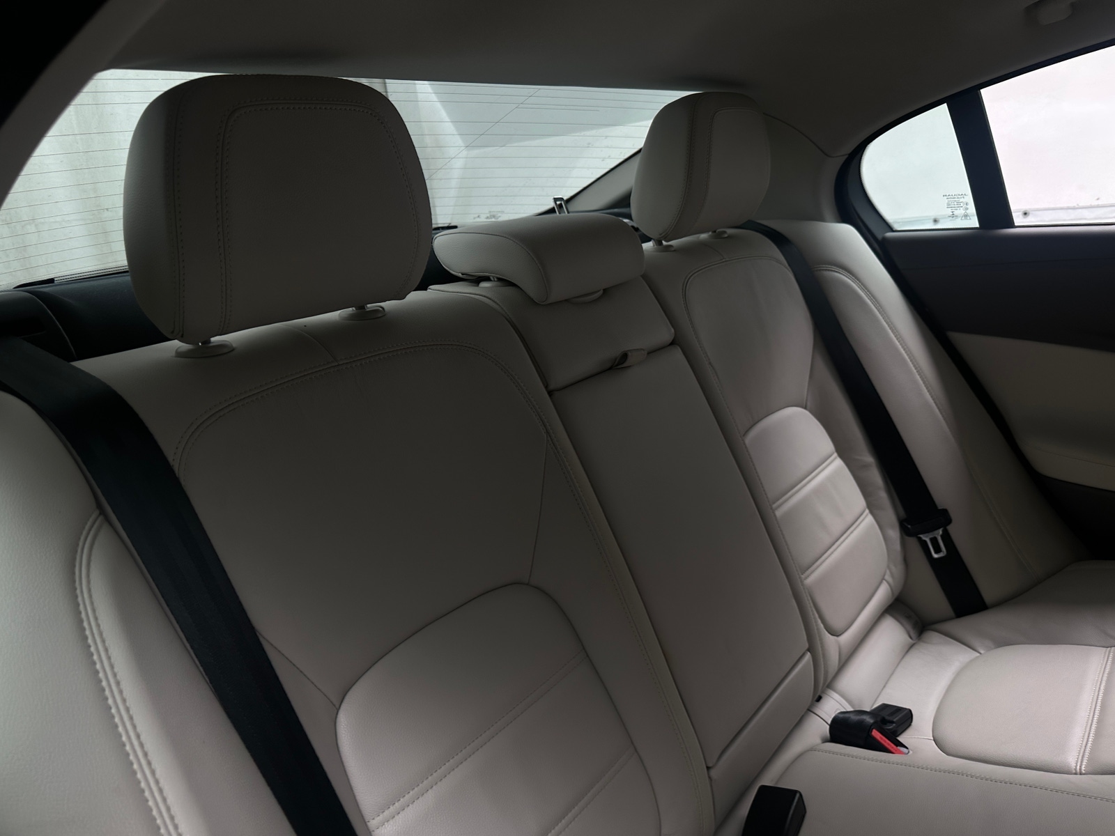 Thumbnail: 2017 Jaguar XE - 5