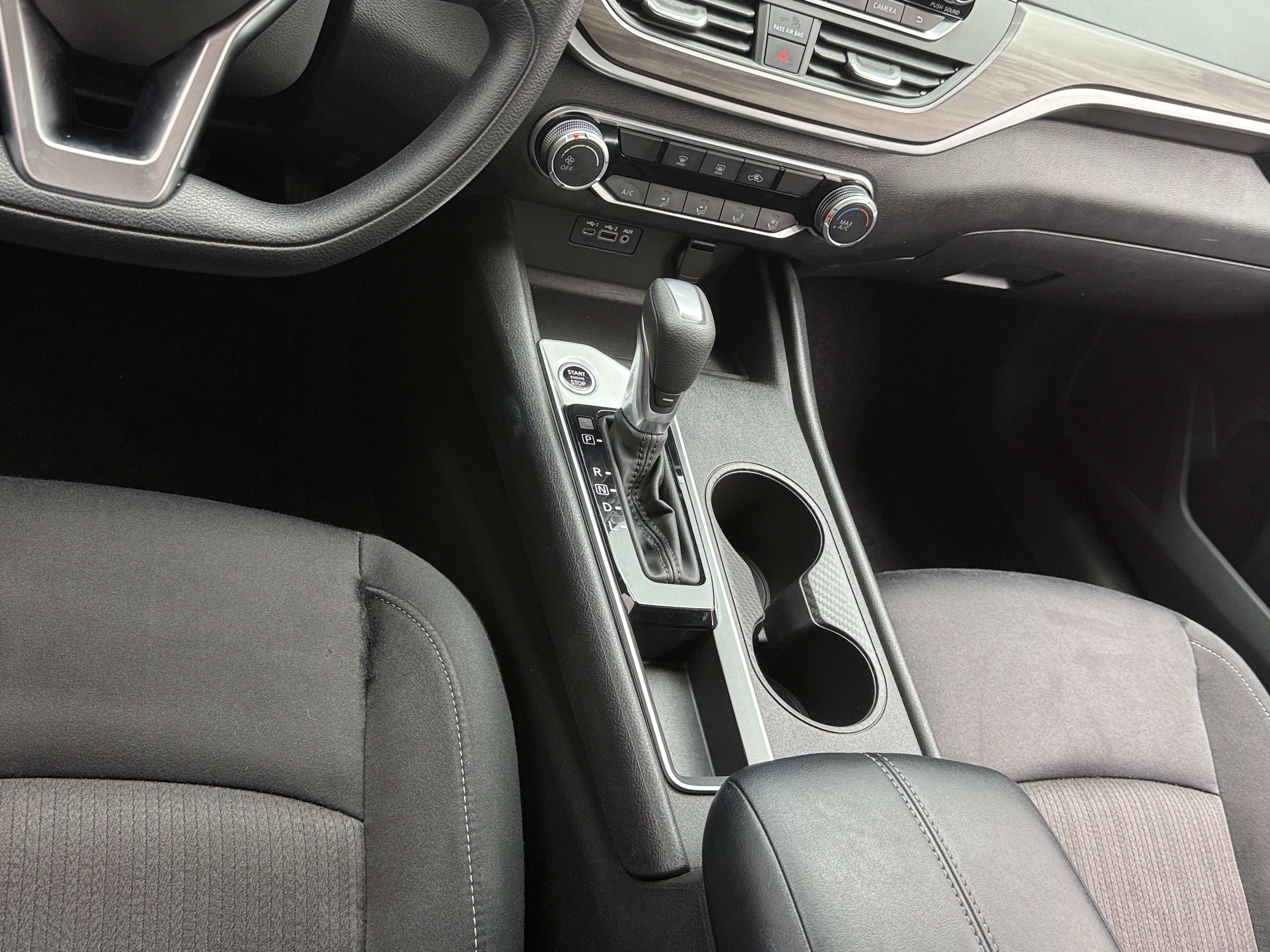 2025 Nissan Altima SV - Photo 5