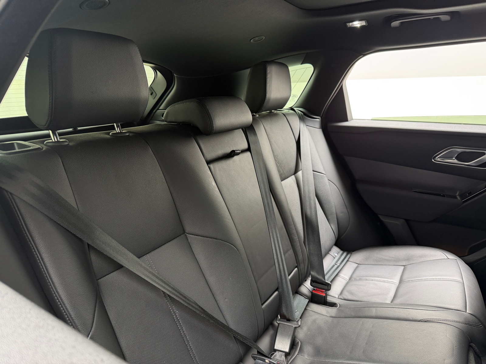 Thumbnail: 2025 Land Rover Range Rover Velar - 5