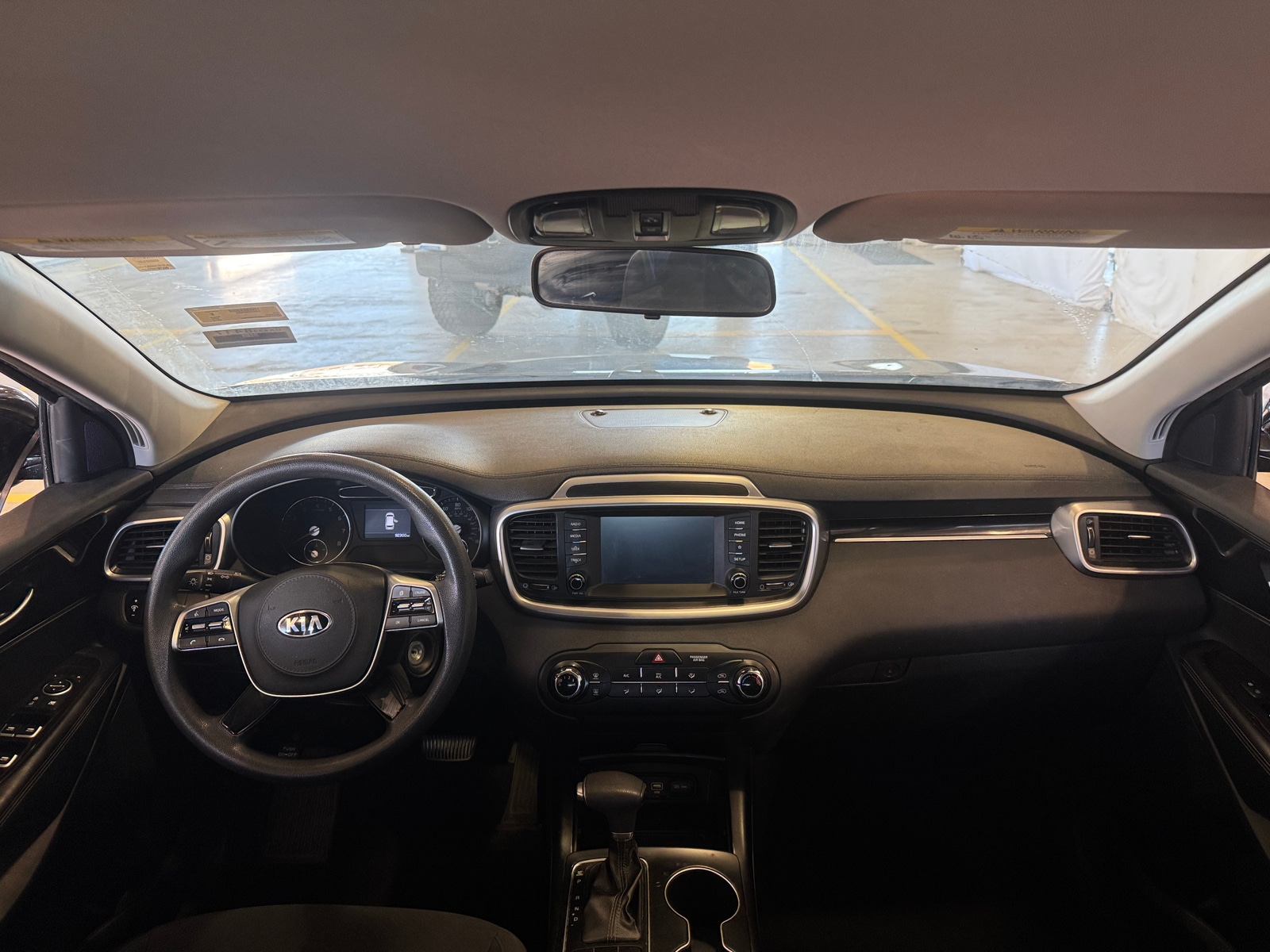 Thumbnail: 2019 Kia Sorento - 3