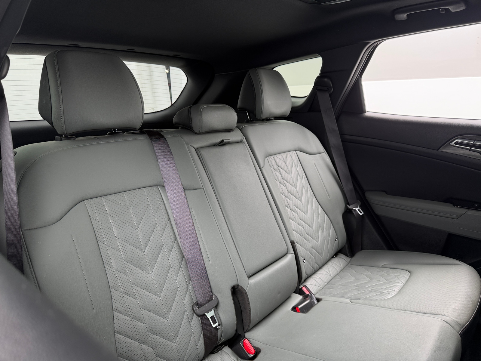 Thumbnail: 2025 Kia Sportage - 5