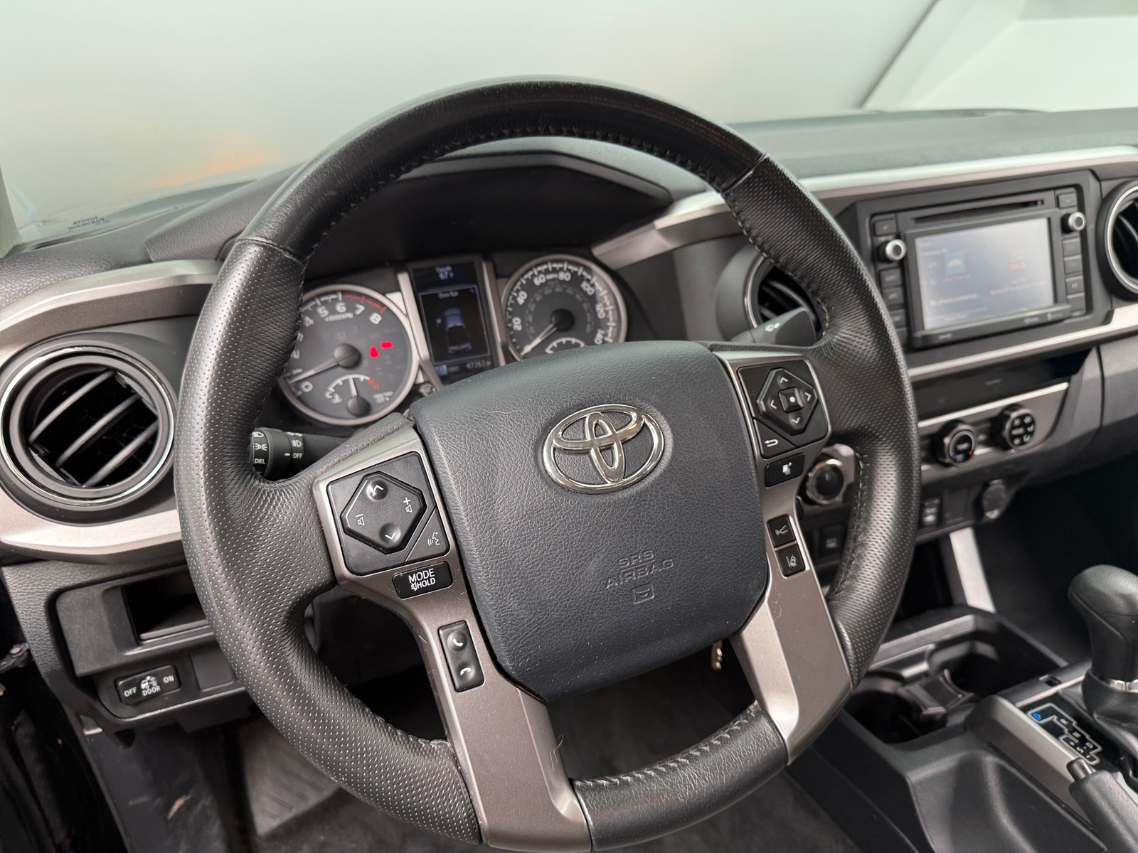 Thumbnail: 2018 Toyota Tacoma - 5