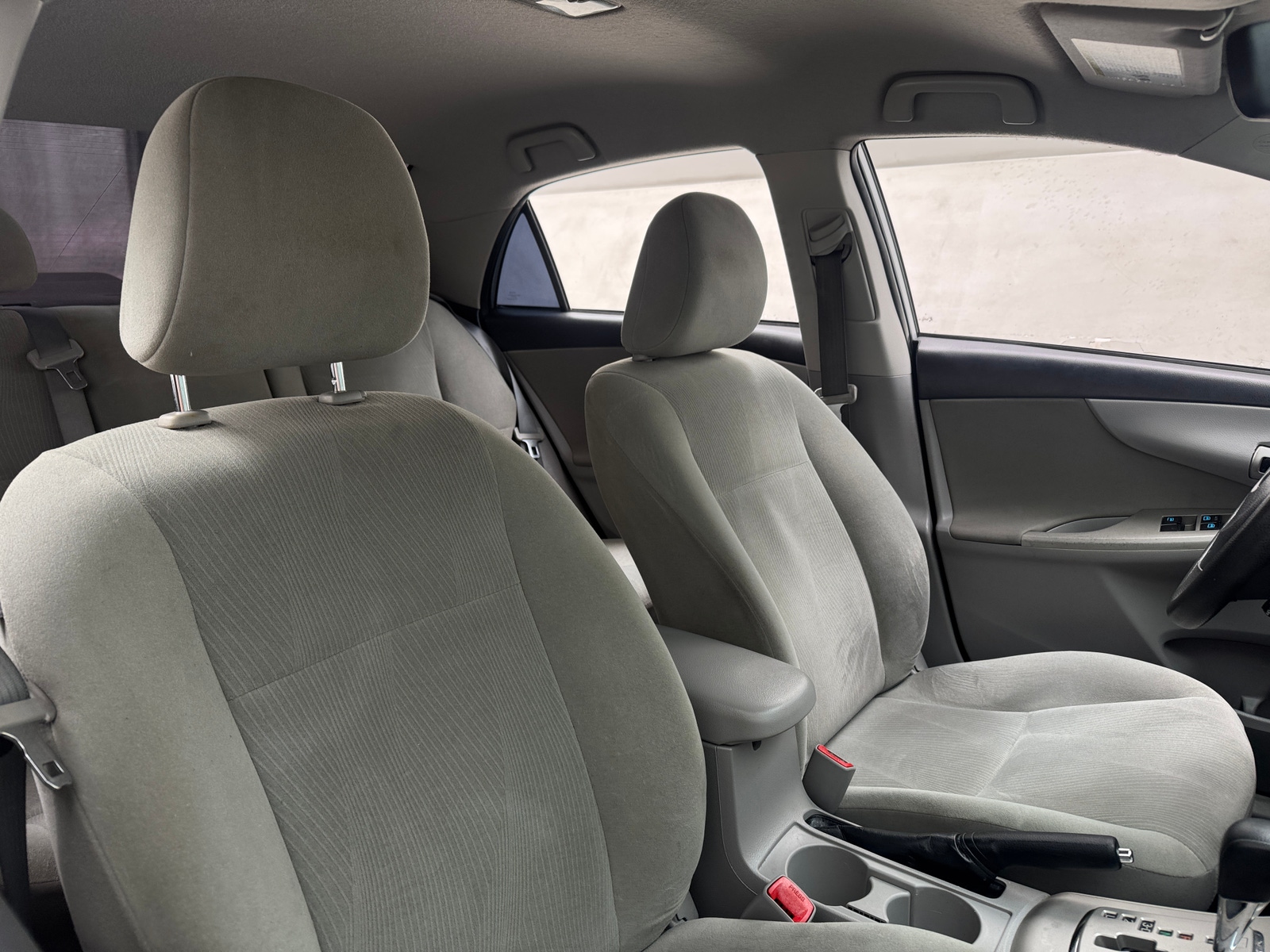 Thumbnail: 2013 Toyota Corolla - 2